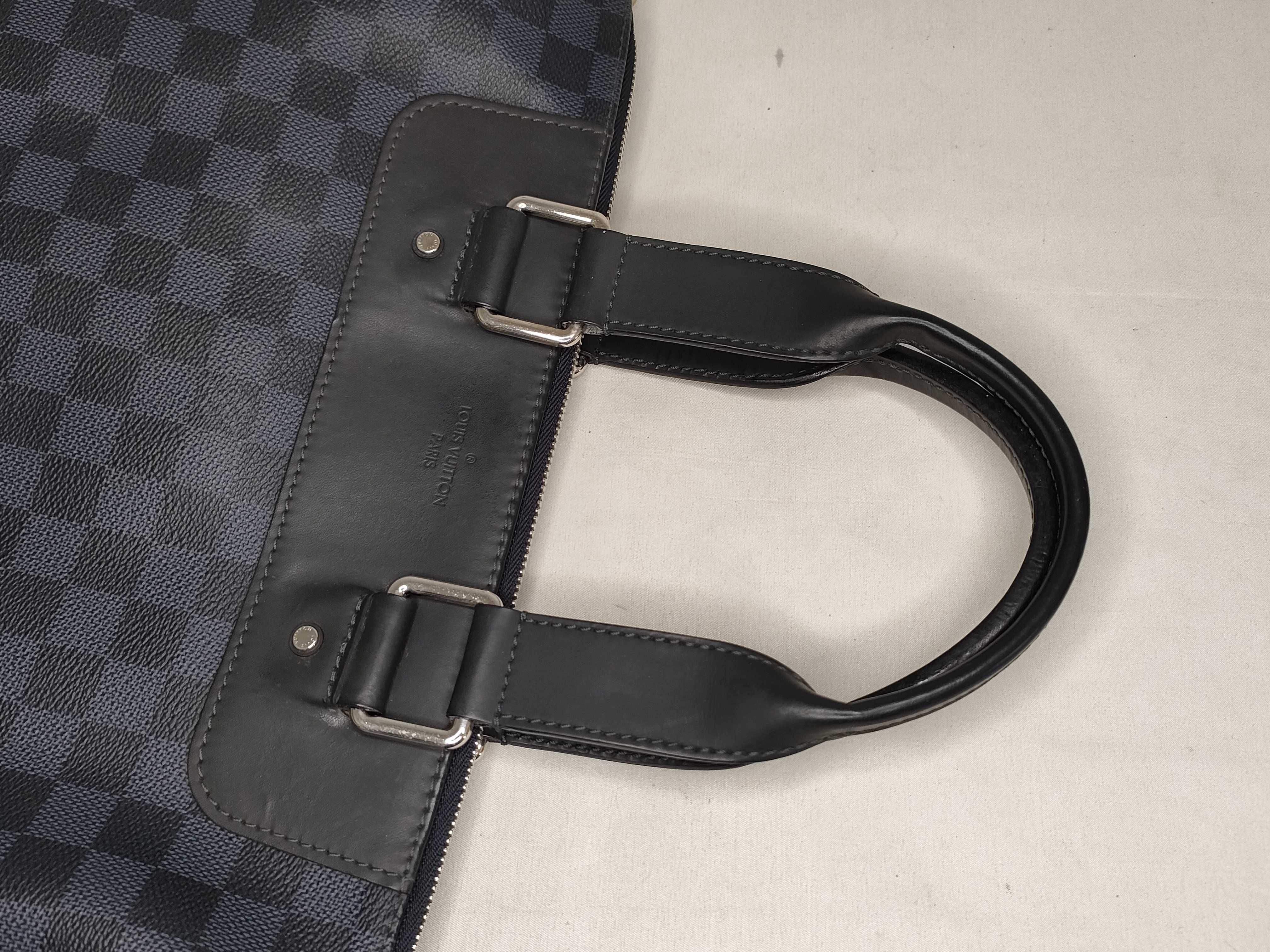 Damier Graphite Louis Vuitton Handbag — view 3