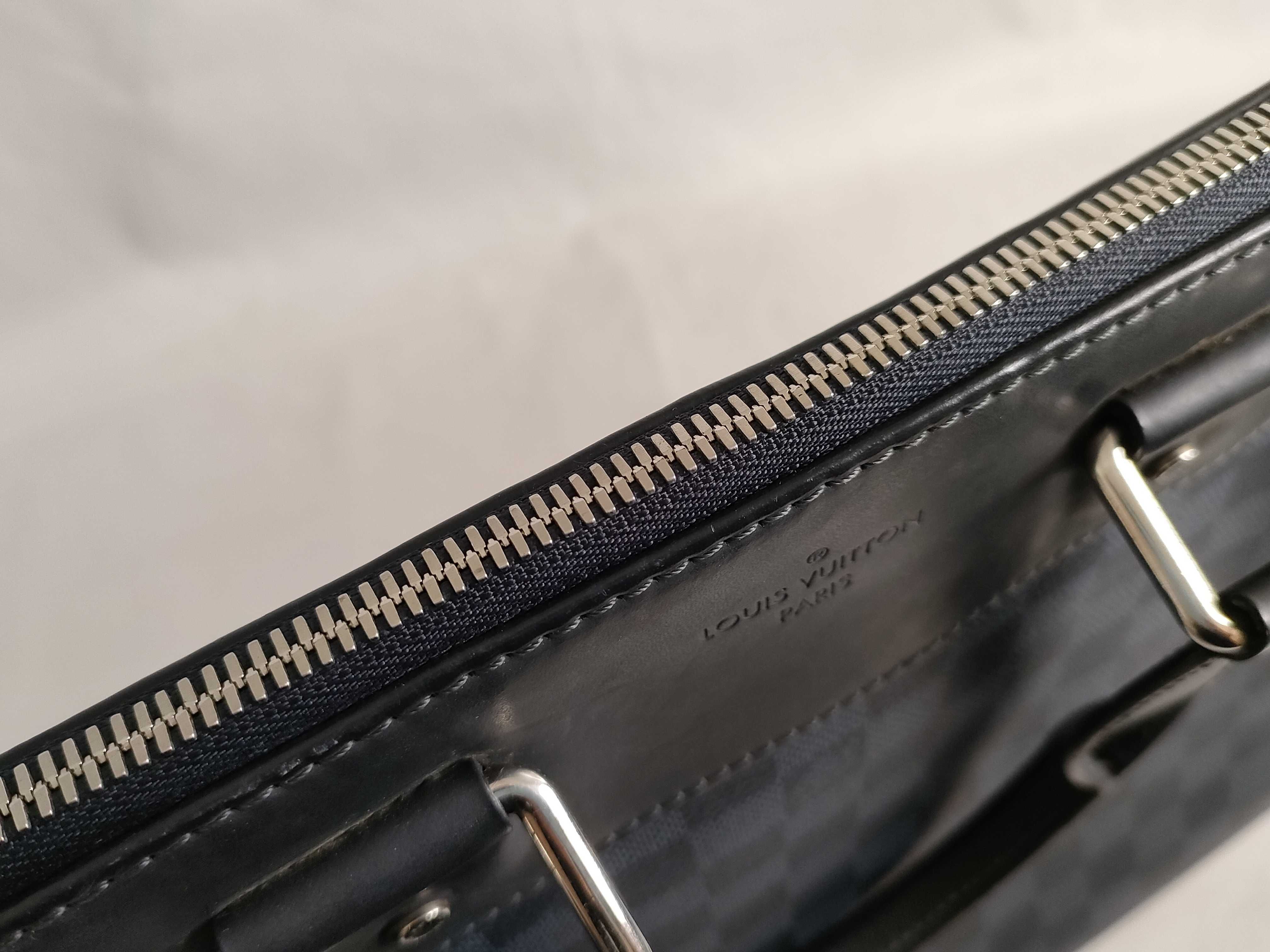 Damier Graphite Louis Vuitton Handbag — view 8