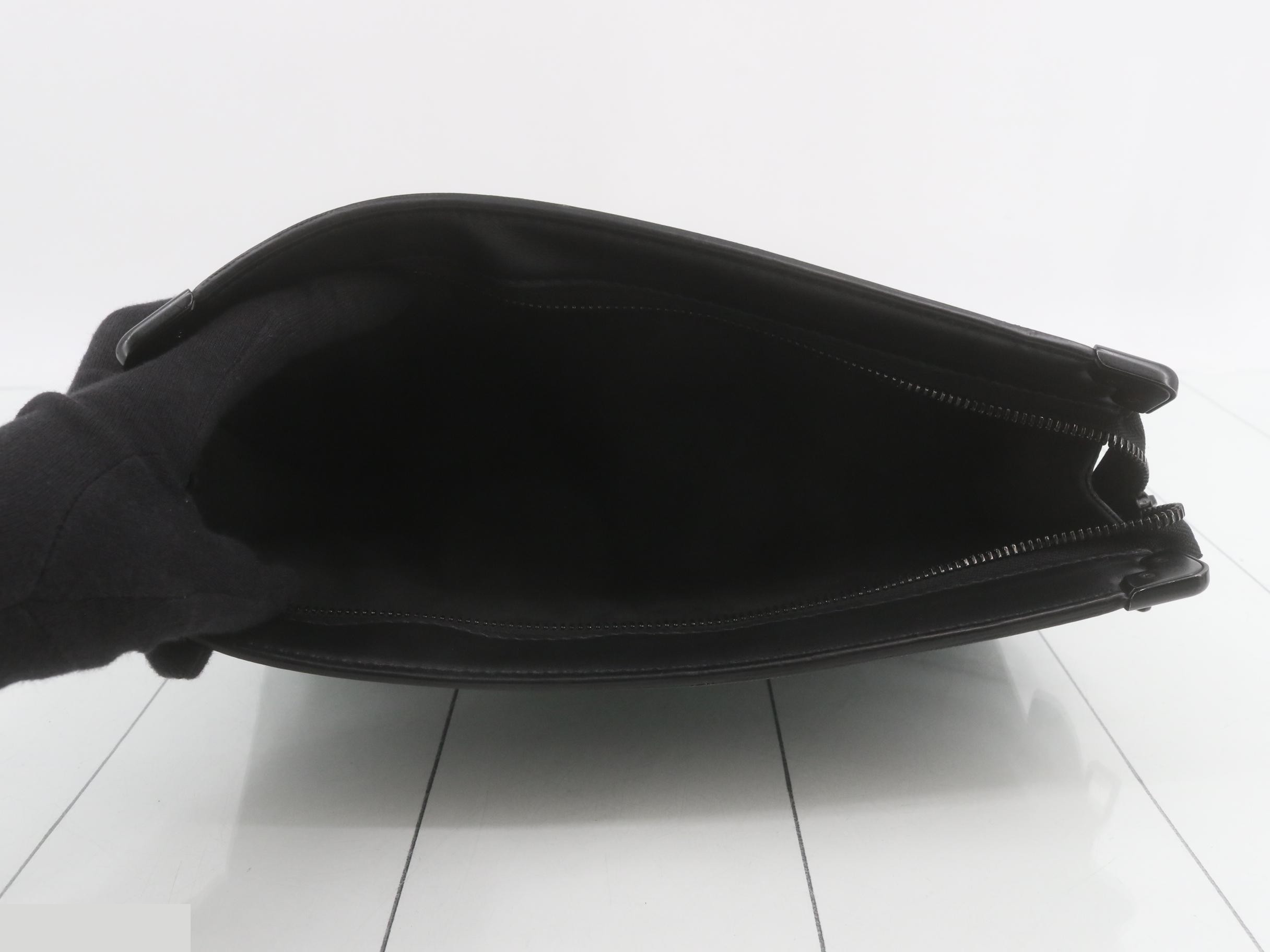 Trunk, Pouch — view 4