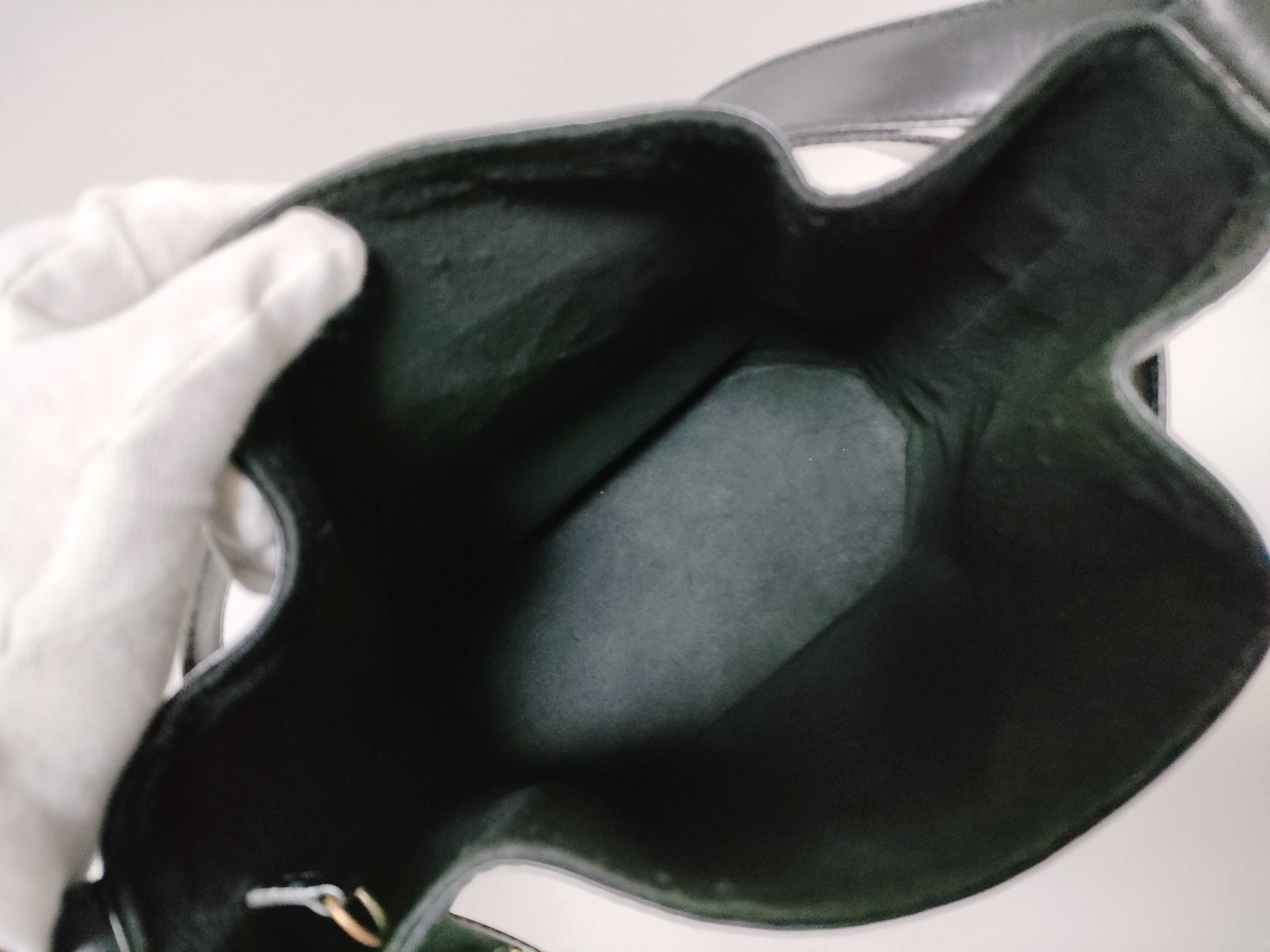 Epi Sac Depaule Epi Noir Shoulder Bag — view 9
