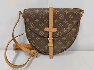 Monogram M40647 Chantilly GM Shoulder Bag