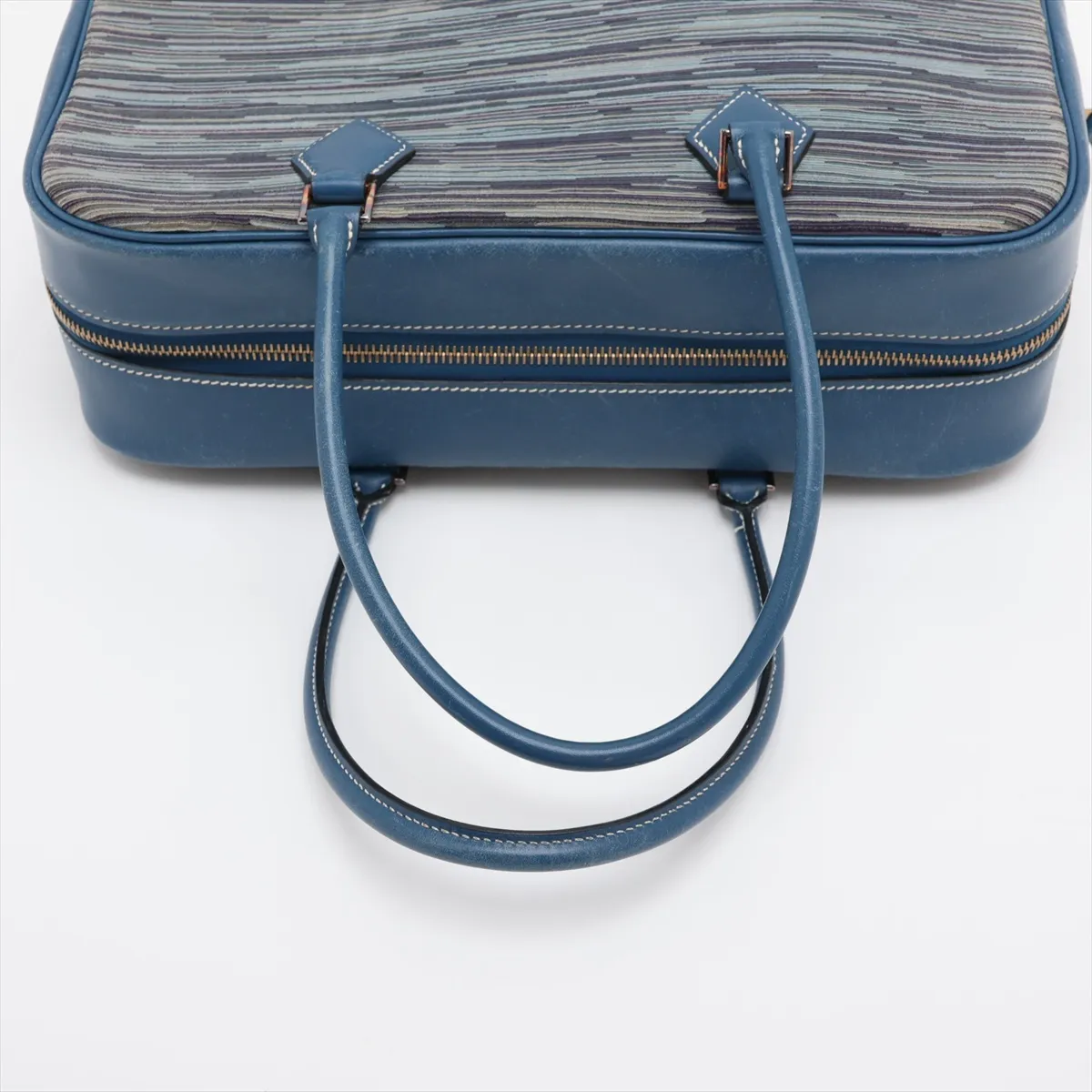 Plume 32 Vibrato x Leather Blue Thalassa Gold Hardware G:2003 — view 5