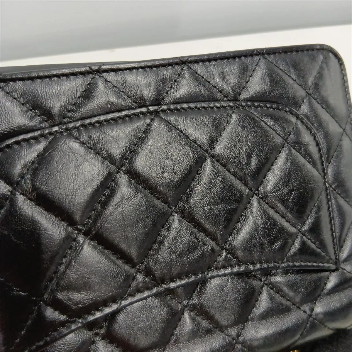 2.55 Vintage Calf Chain Wallet Icon Black Gold Hardware 26676841 Serial Number 26 — view 15