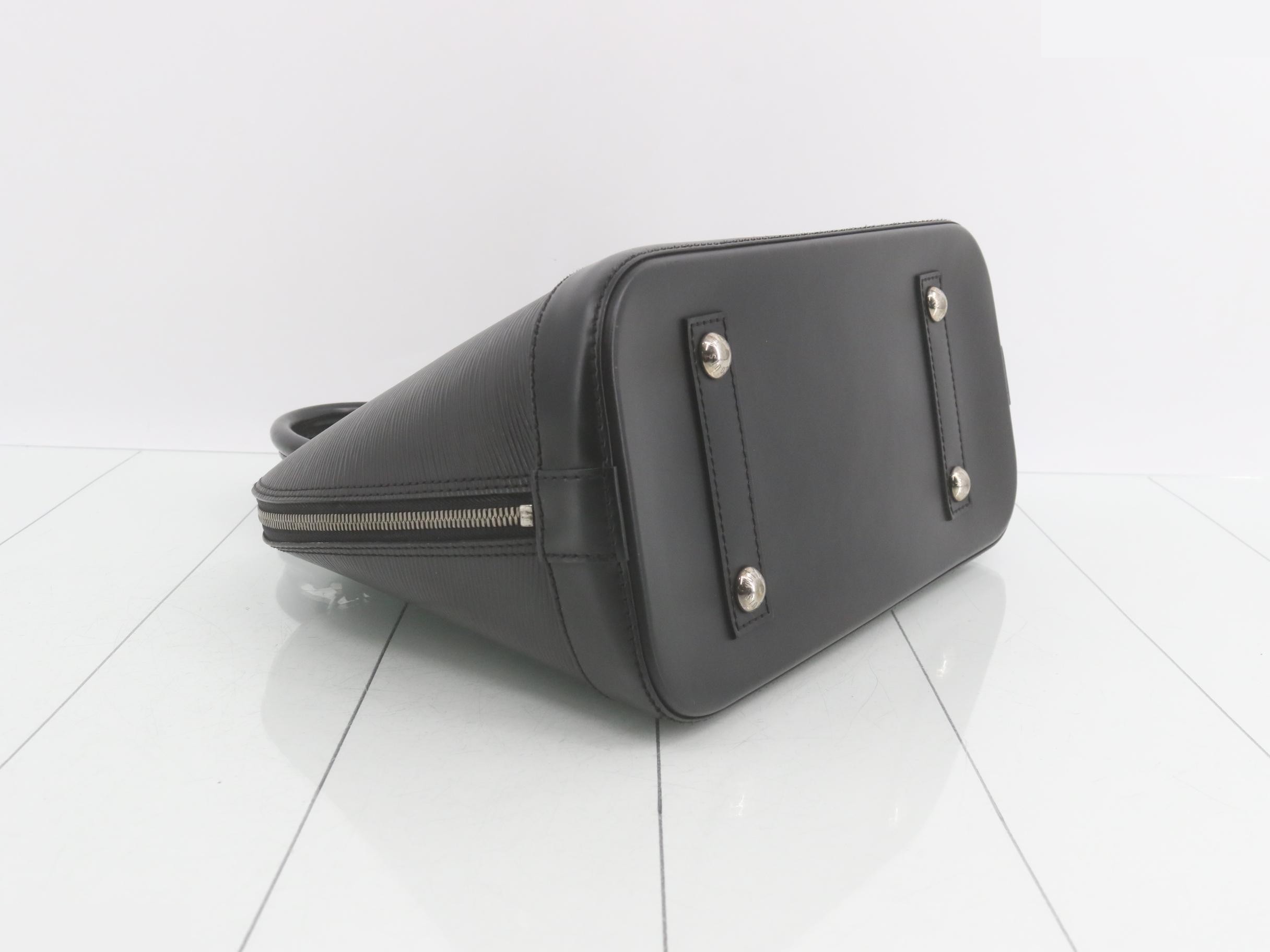 Epi Alma Noir Handbag — view 5
