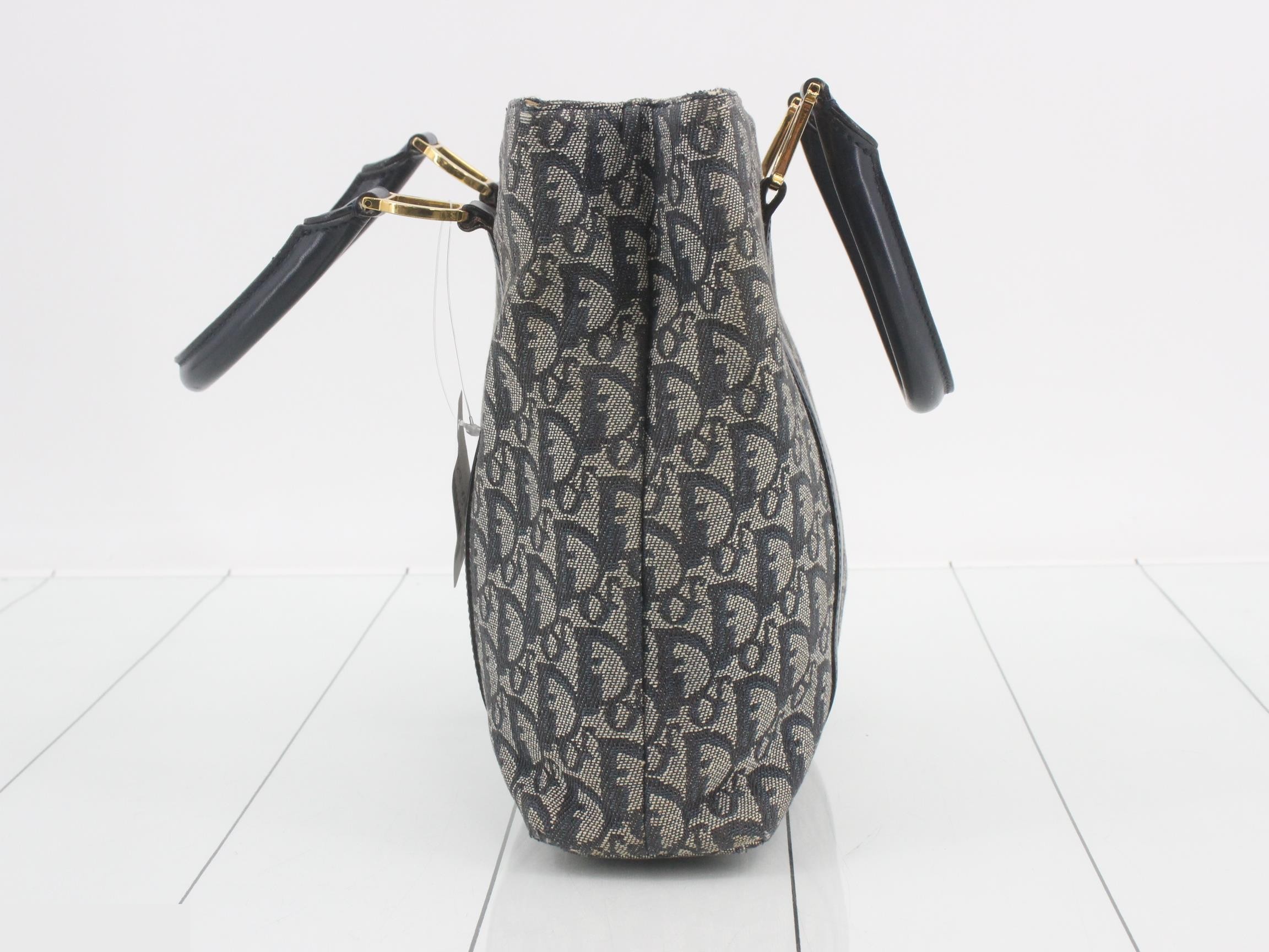 Trotter (bag) - handbag — view 3