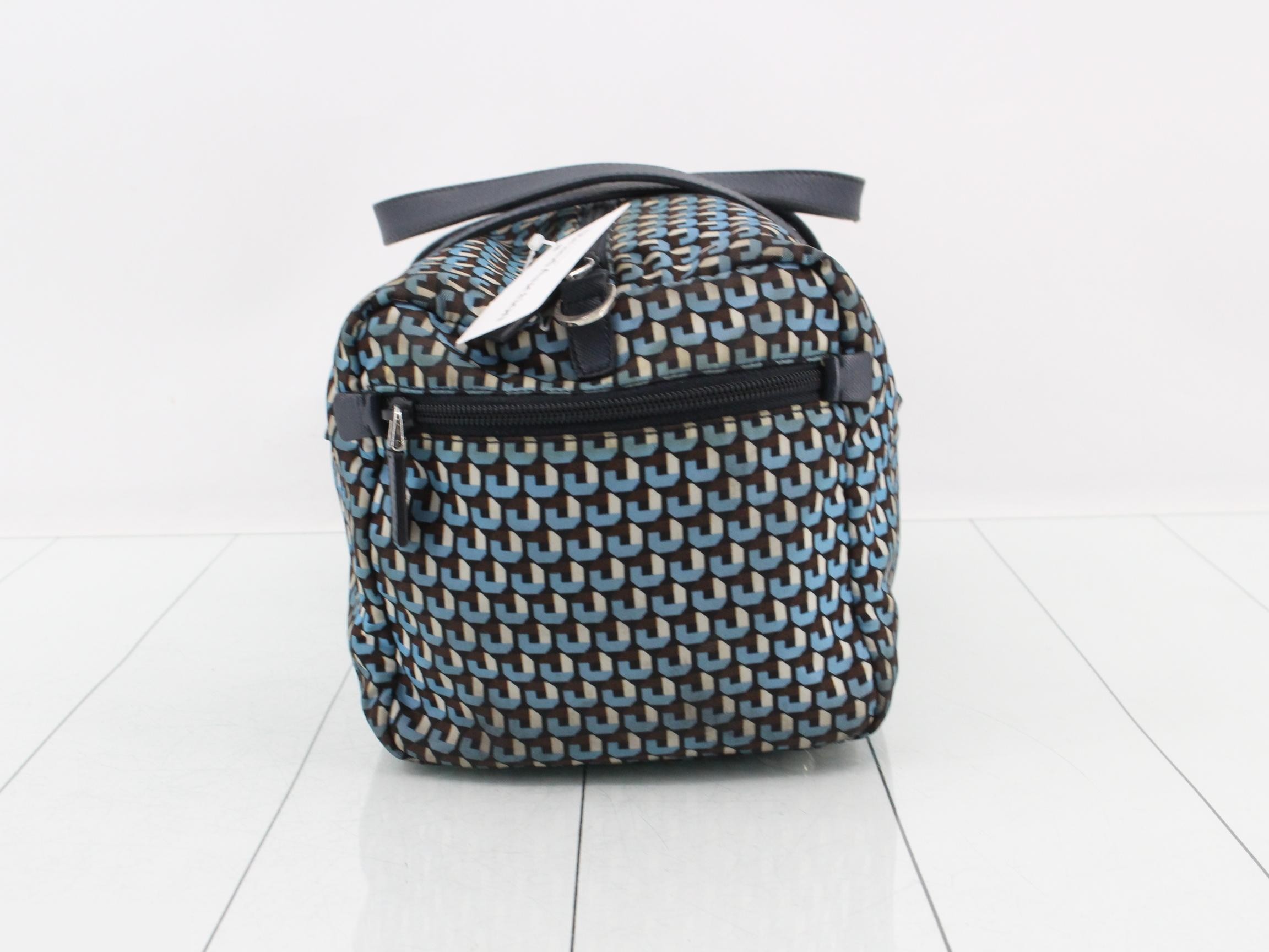All-over print handbag — view 4
