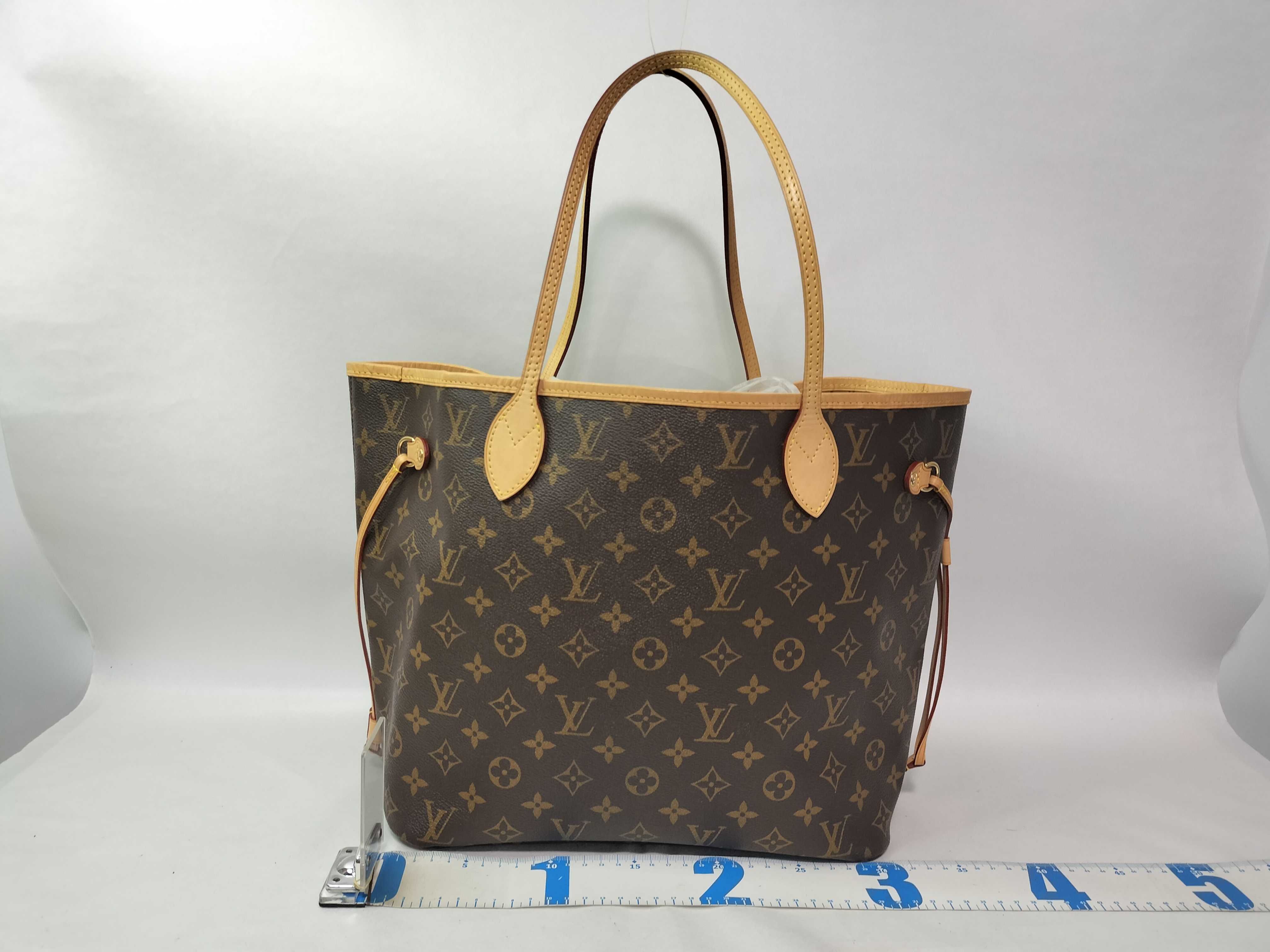 Monogram M40995 Monogram Neverfull MM Tote Bag with Box and Dust Bag — view 2