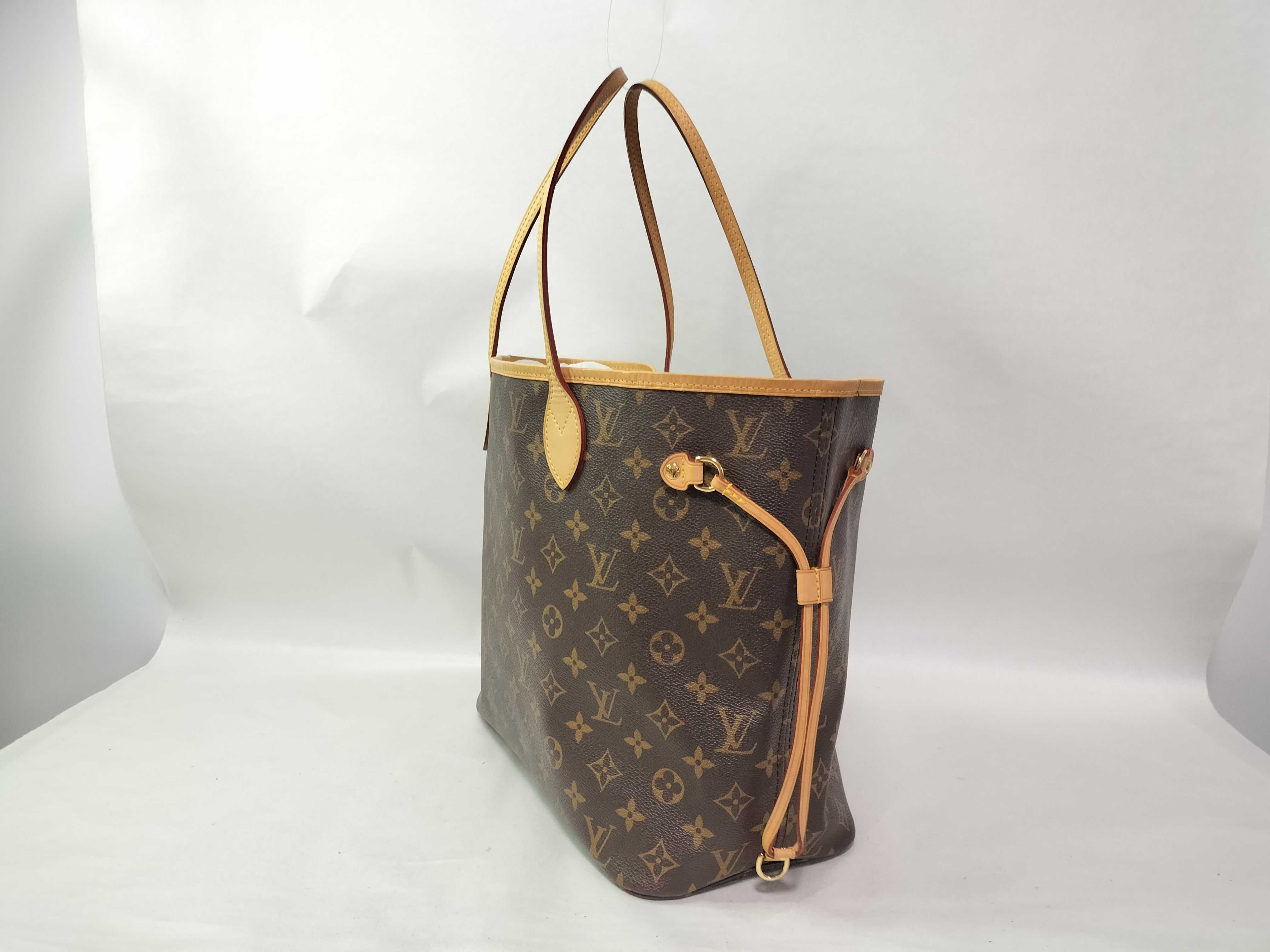Monogram M40995 Monogram Neverfull MM Tote Bag with Box and Dust Bag — view 3