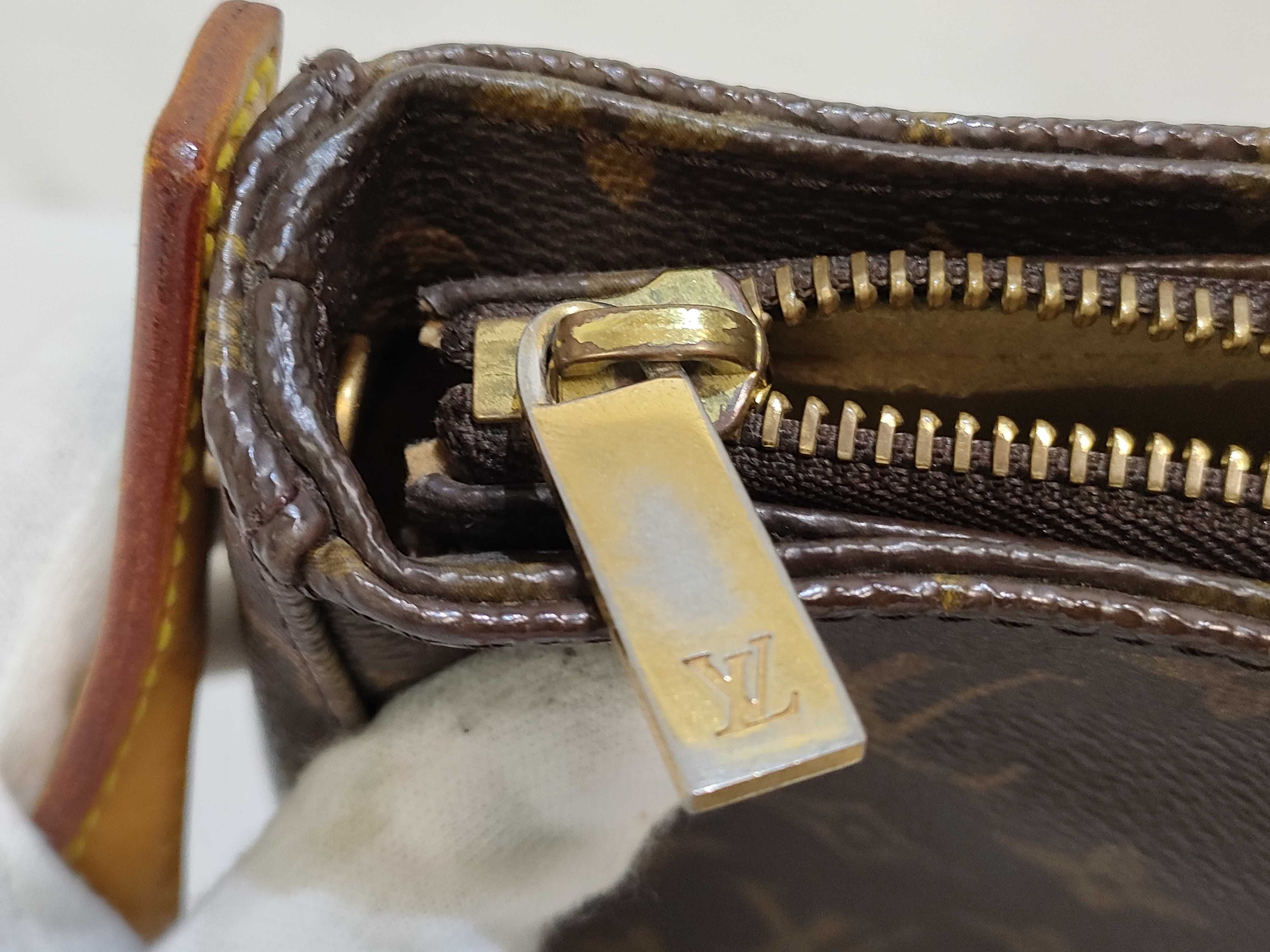 Monogram LV Looping Shoulder Bag — view 13
