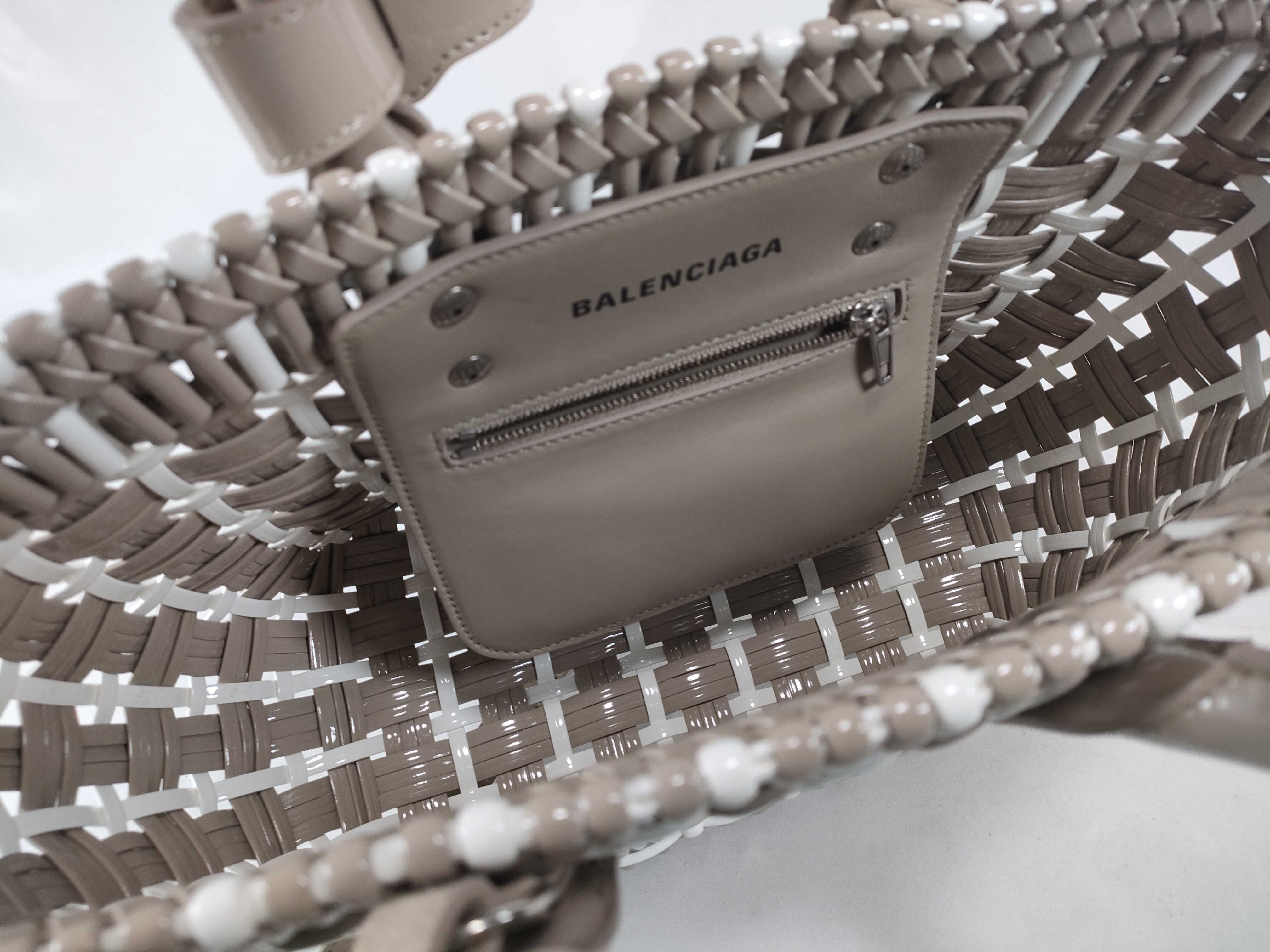 FR- Bistro basket bag XS Patent Leather 2-Way Handbag Beige White 67 Handbag — view 10