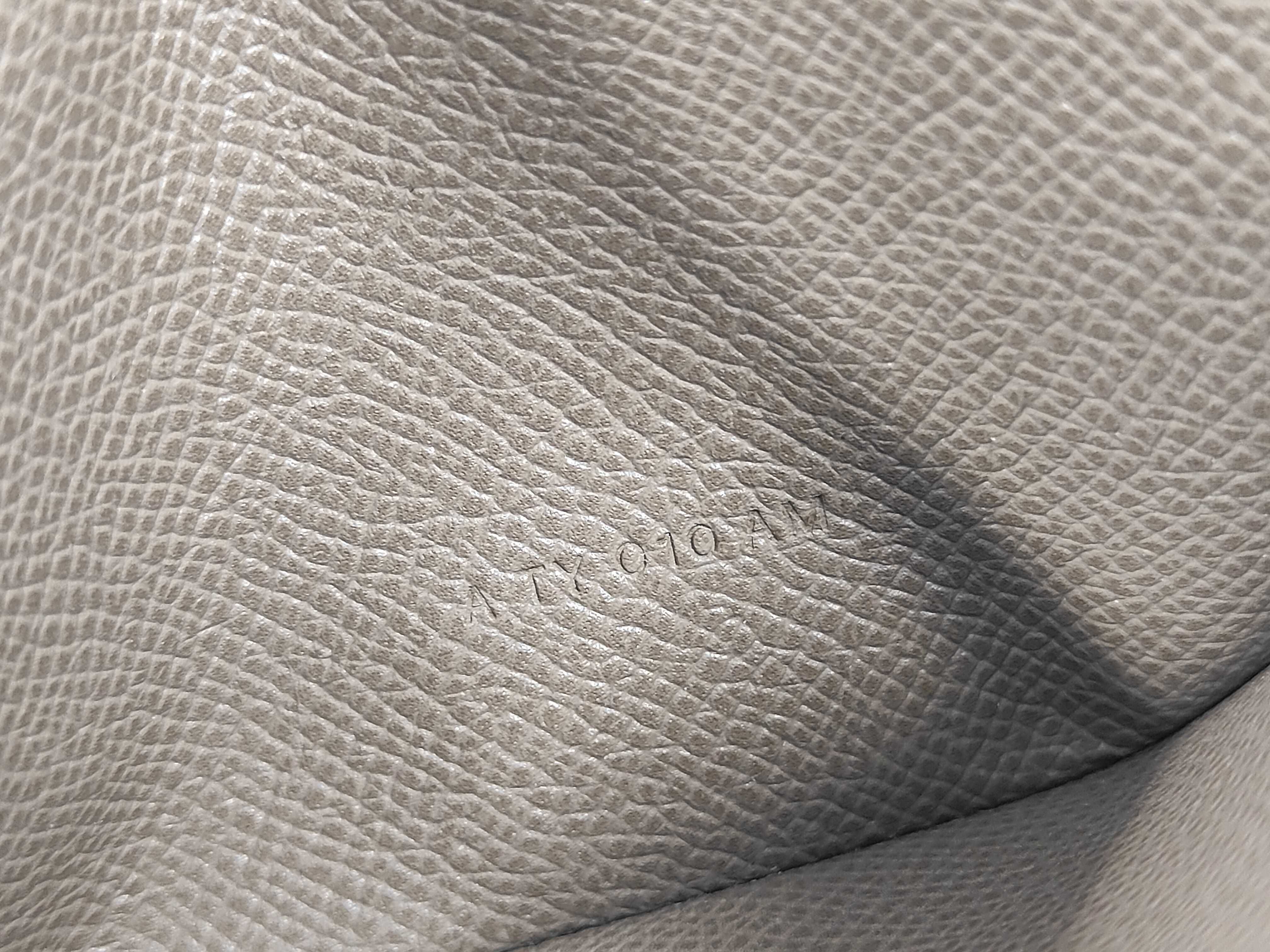 Bearn Soufflé A-stamp Veau Epsom Long Wallet Etoupe Wallet — view 11
