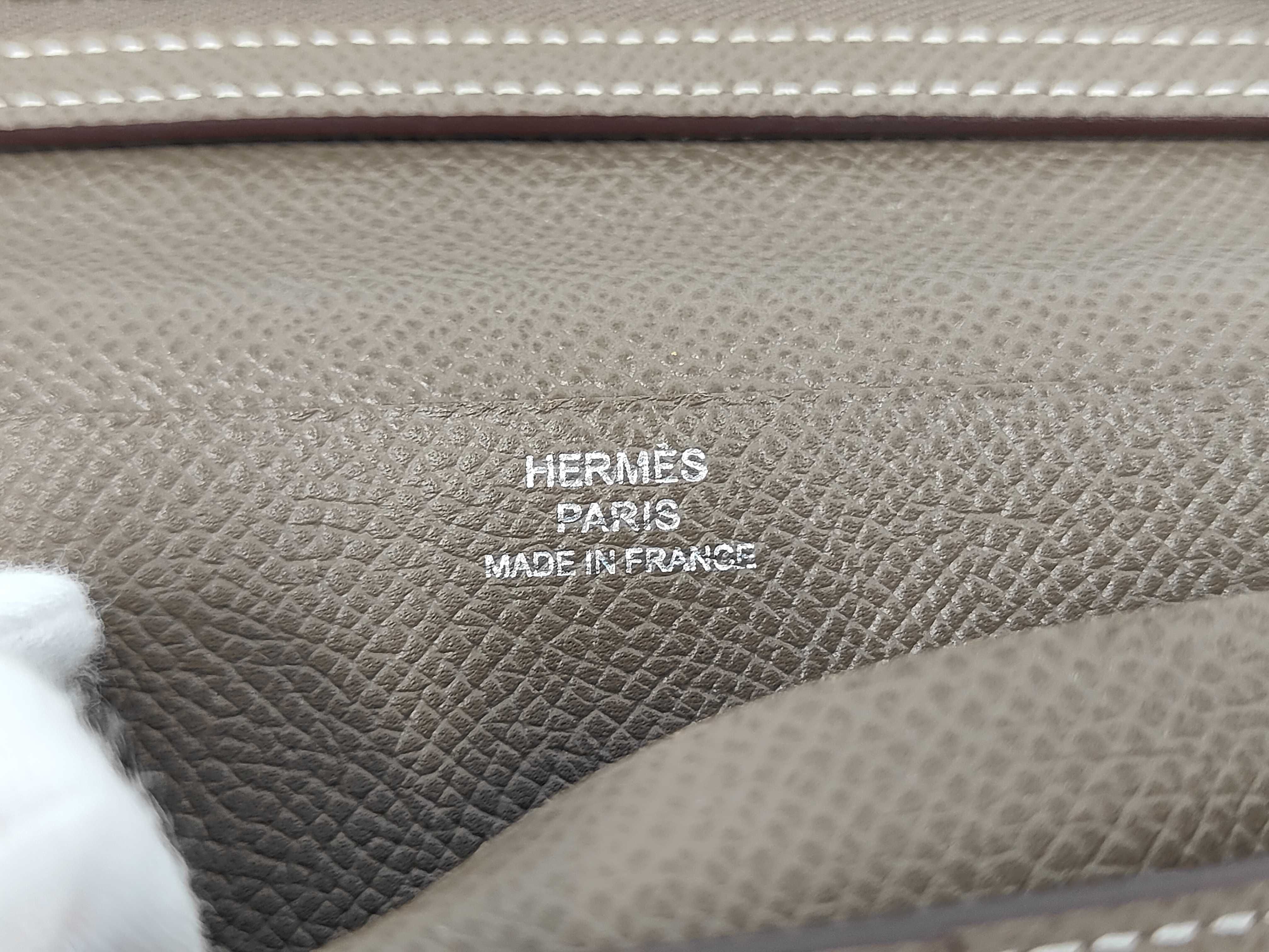 Bearn Soufflé A-stamp Veau Epsom Long Wallet Etoupe Wallet — view 7