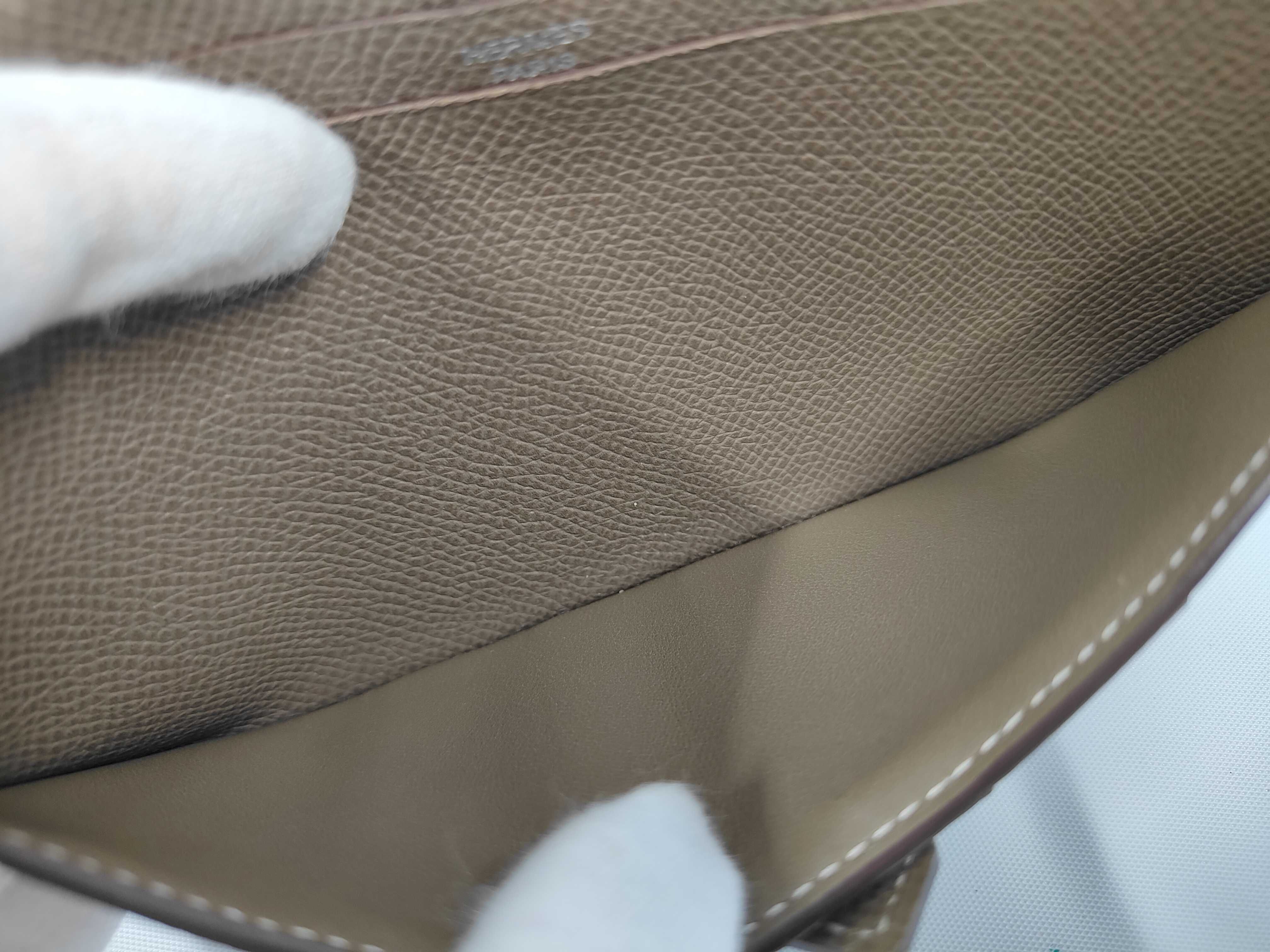 Bearn Soufflé A-stamp Veau Epsom Long Wallet Etoupe Wallet — view 10