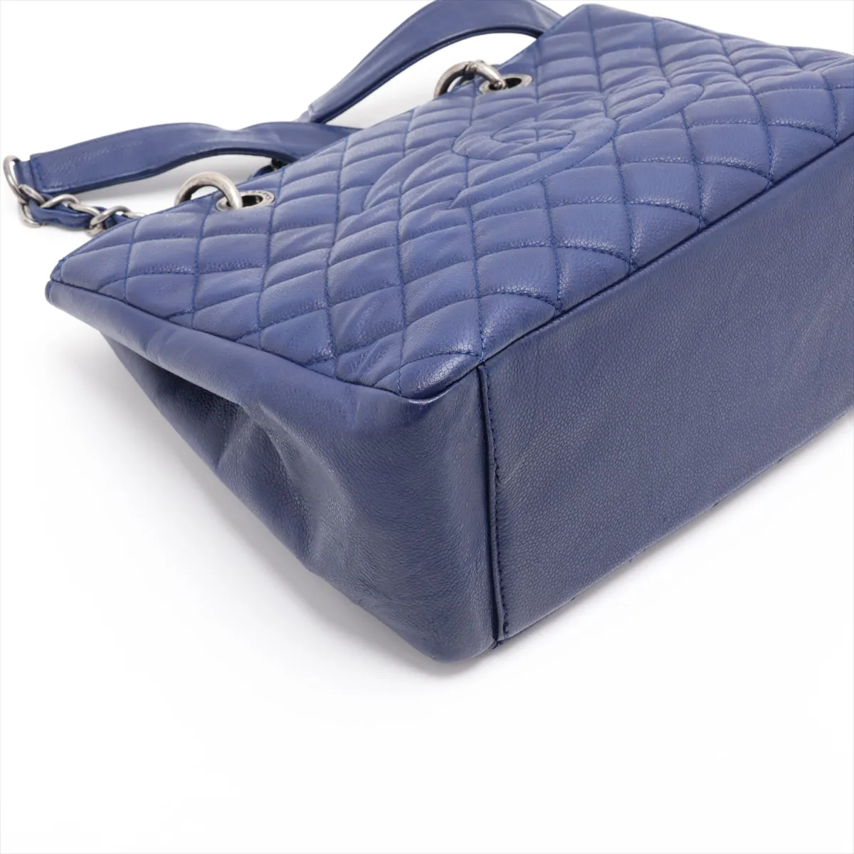 GST Caviar Skin Chain Tote Bag, Blue, Silver Hardware, 13520876, Serial Number 13 — view 4