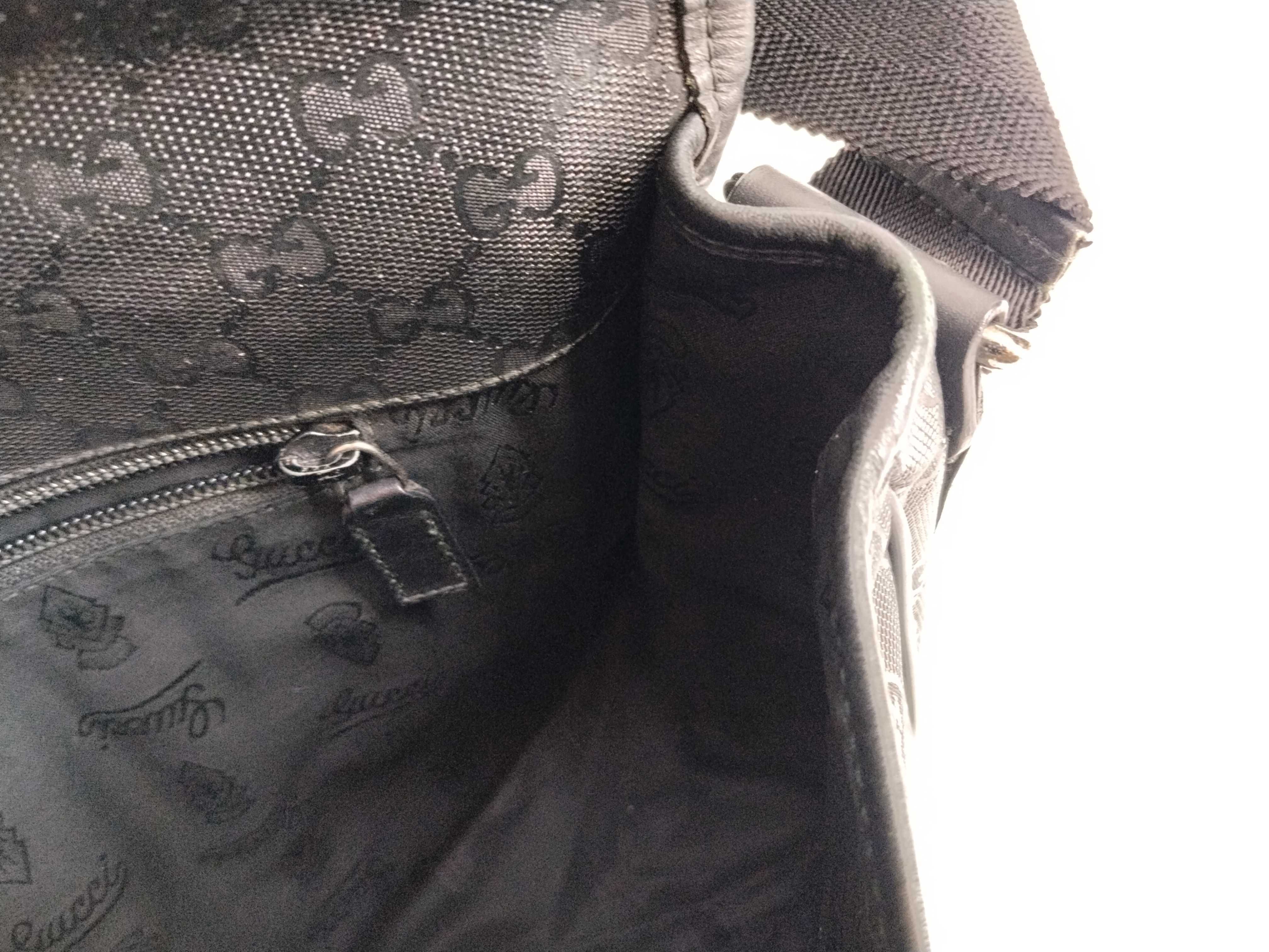 GG Supreme PVC x Leather Messenger Shoulder Bag — view 11
