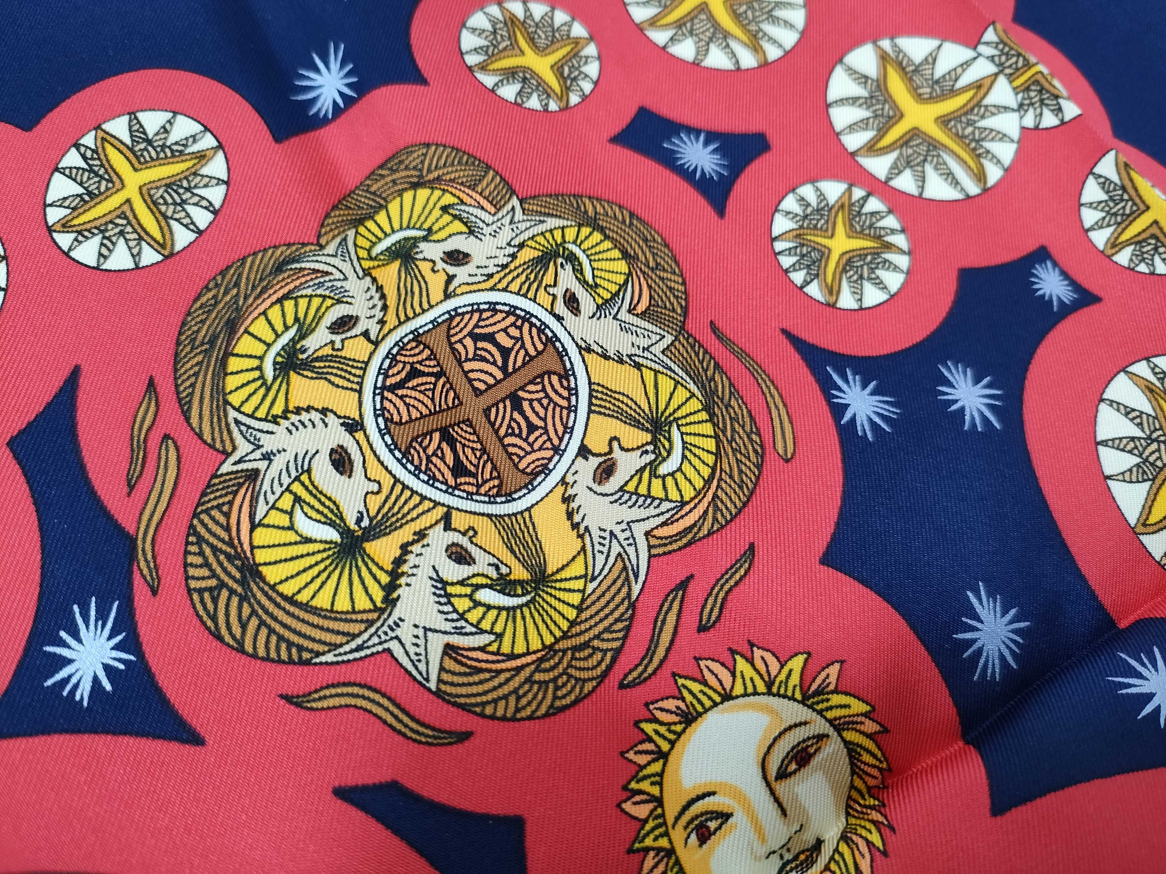 Carre "The Sun King" and other accessories — view 8