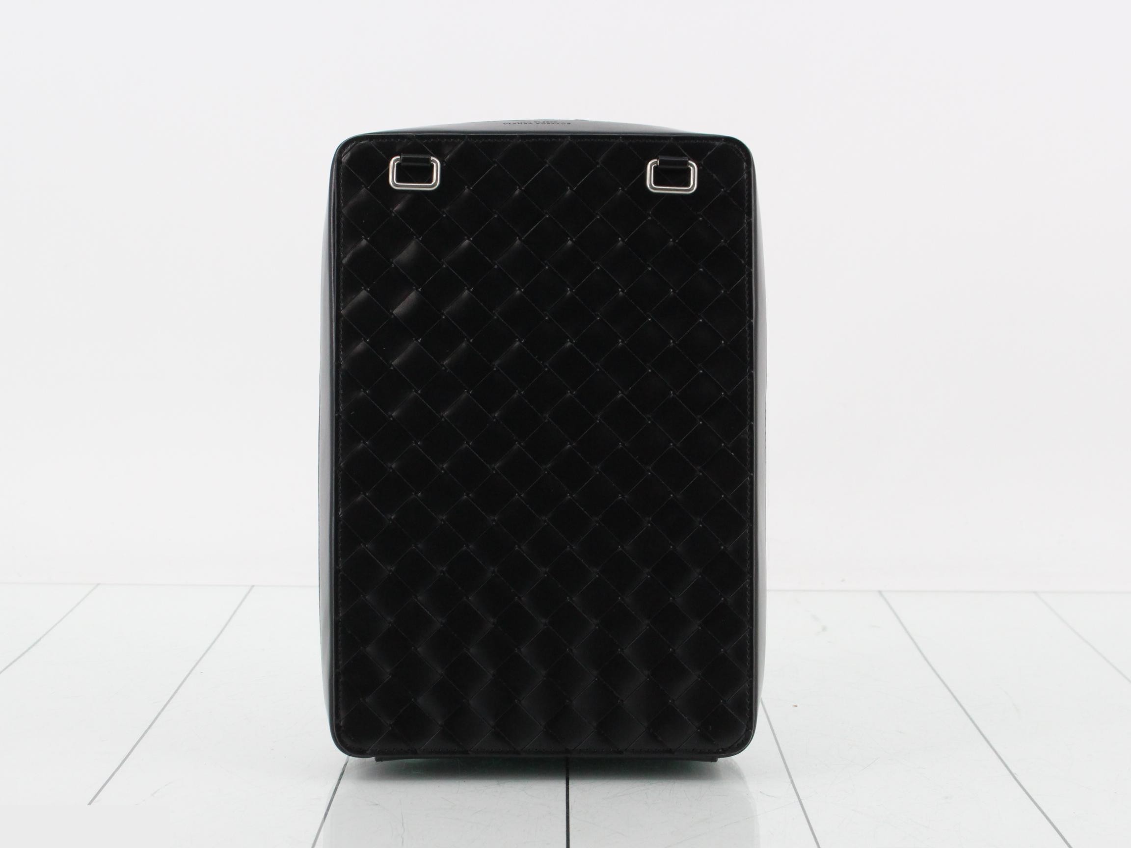 Shoulder Bag - IC chip detected — view 2