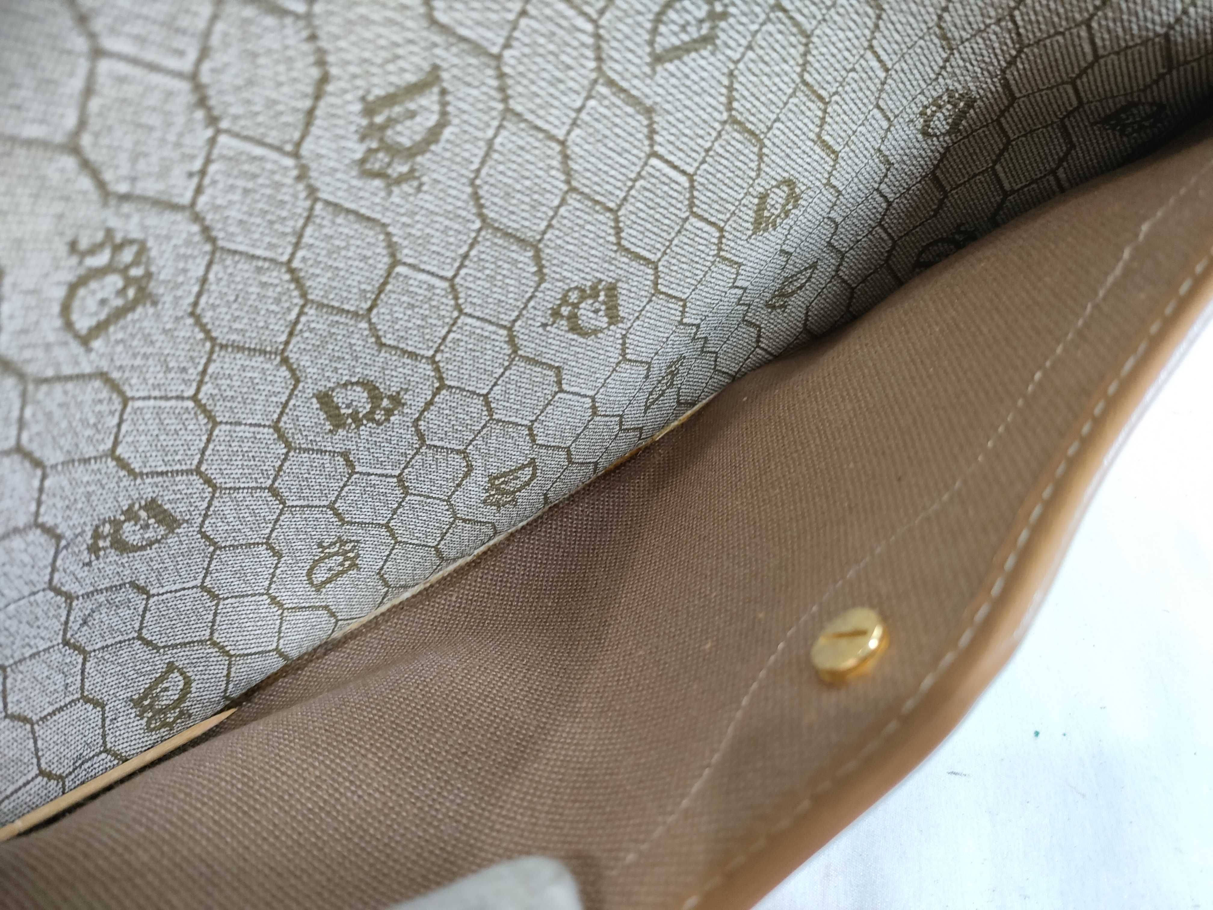 Honeycomb Pattern Shoulder Bag — view 13