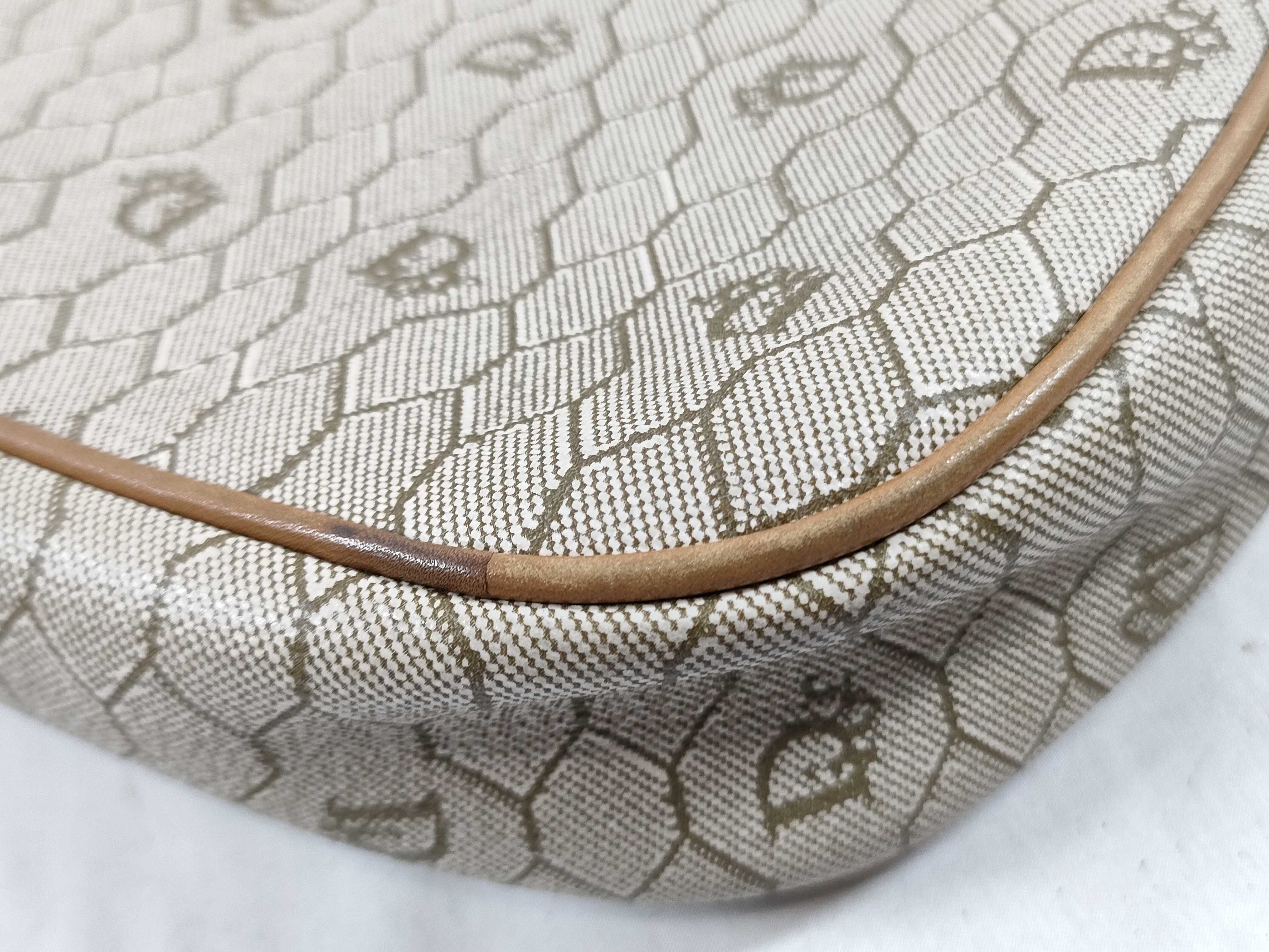 Honeycomb Pattern Shoulder Bag — view 6