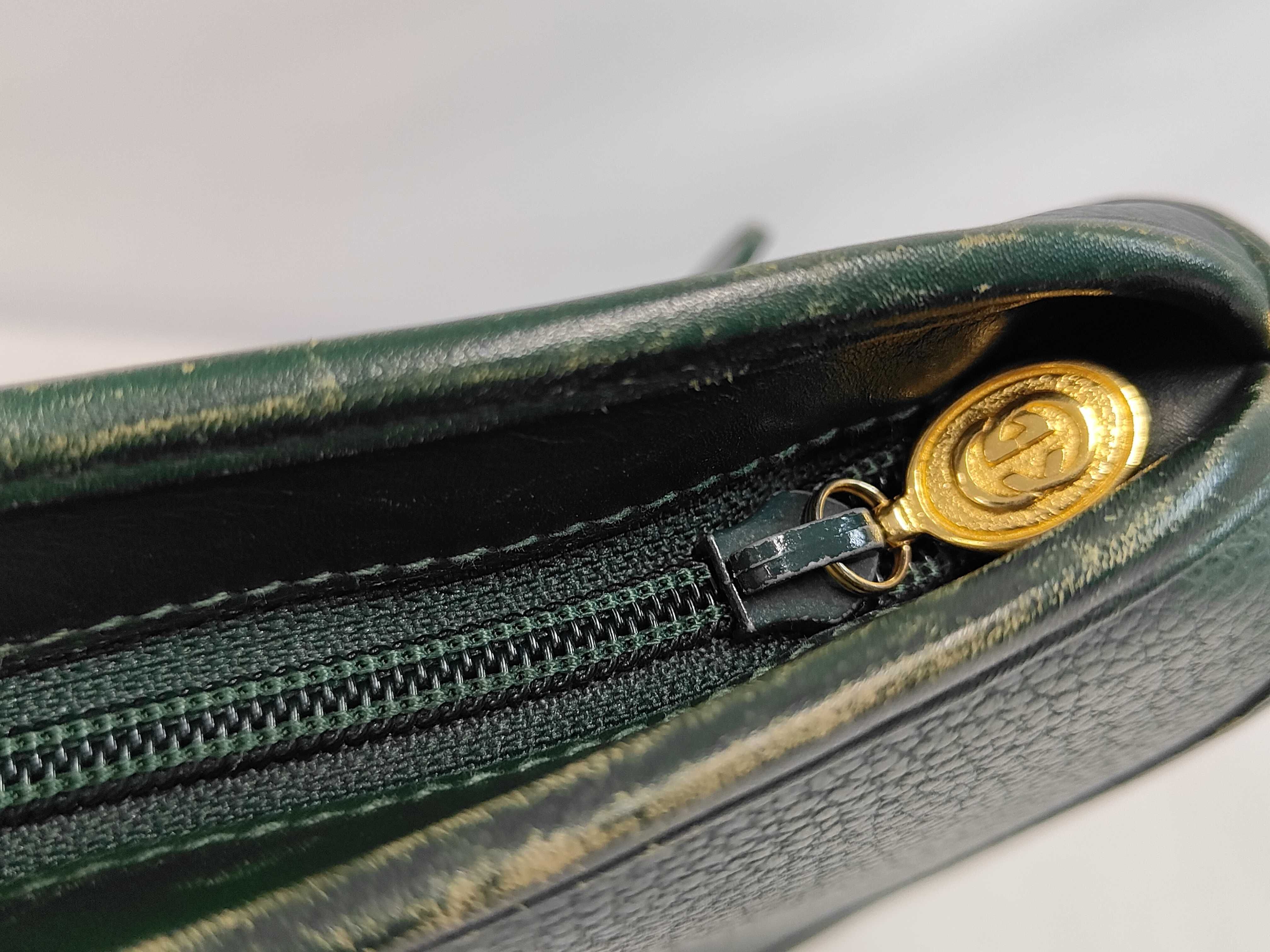 Old Gucci Interlocking G Shoulder Bag — view 7