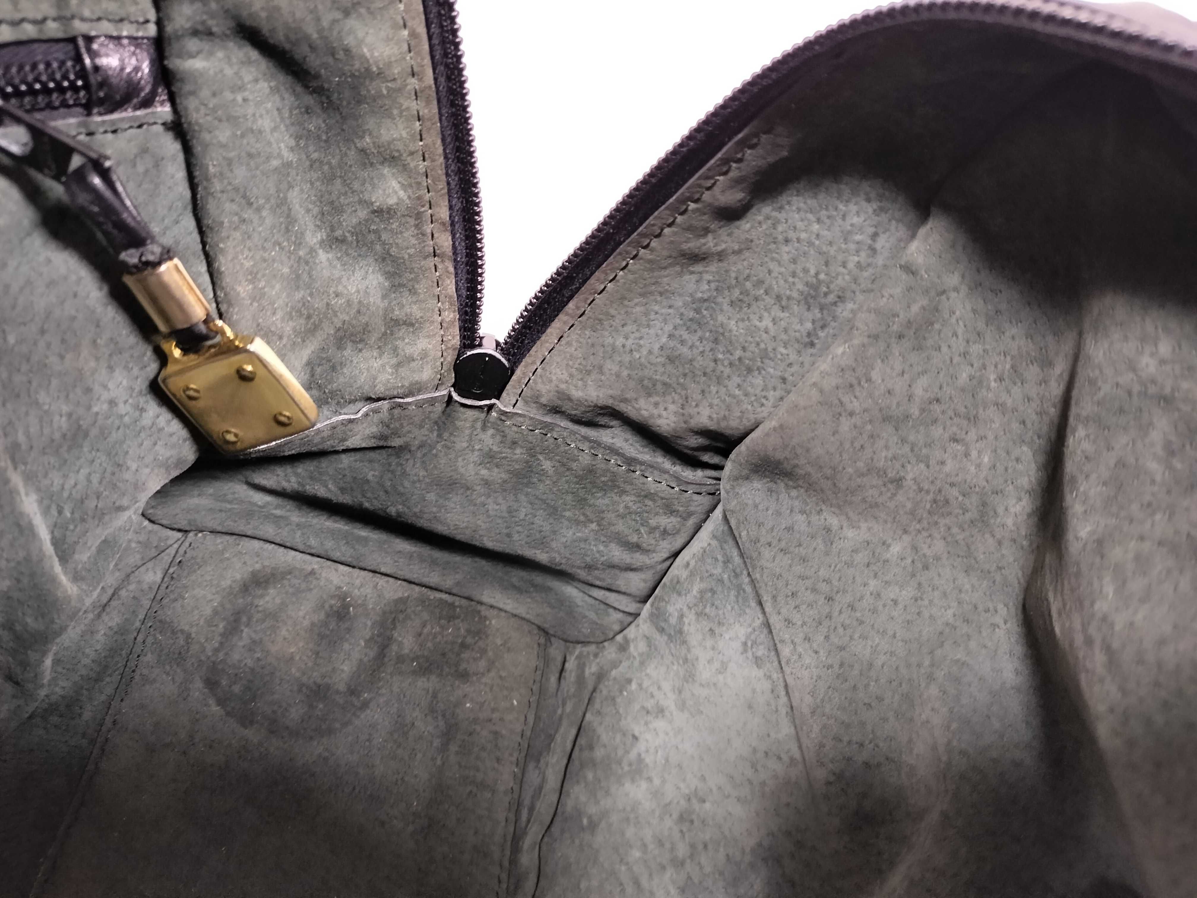 Amazona Leather Black Handbag — view 11