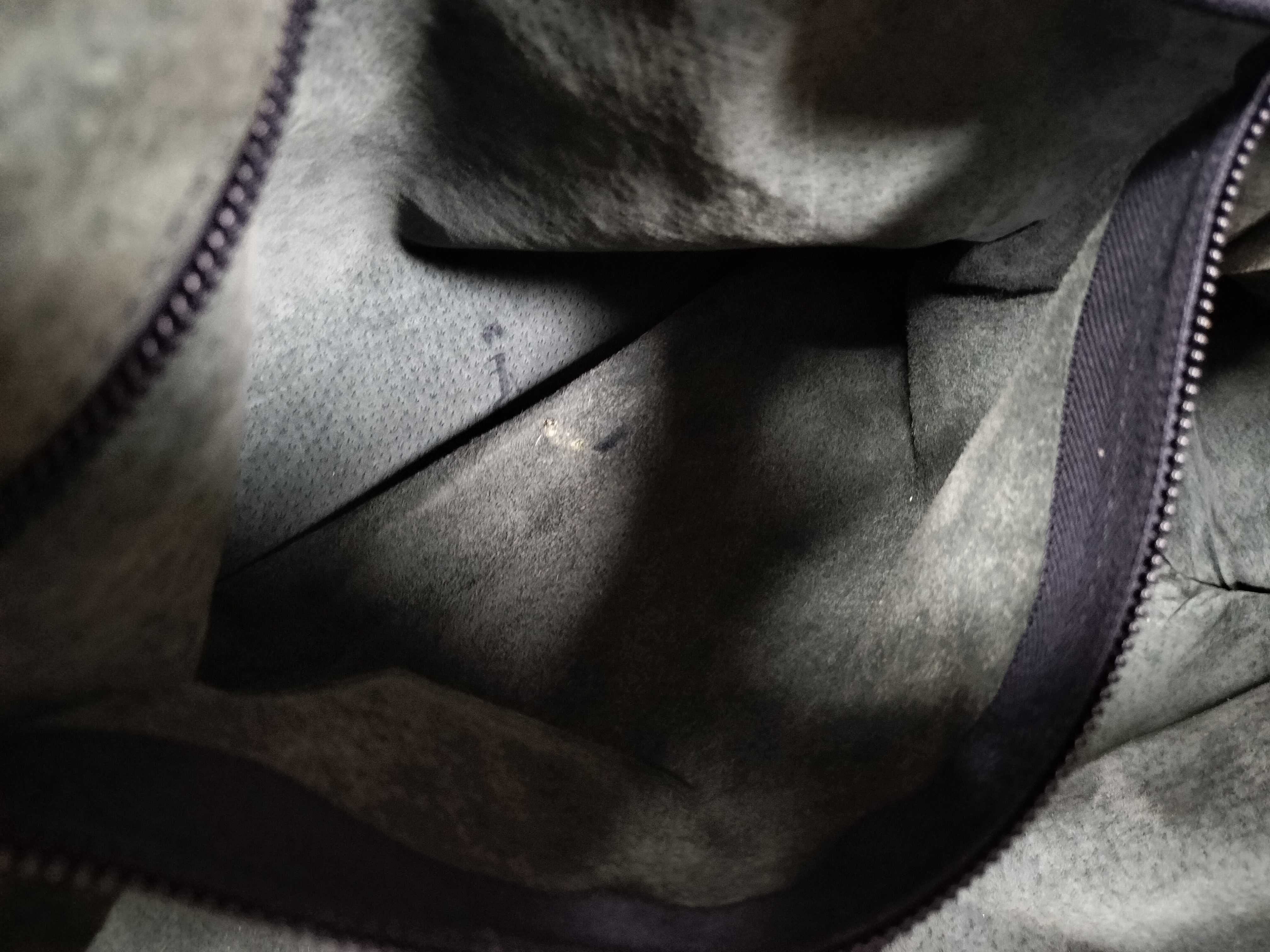 Amazona Leather Black Handbag — view 13