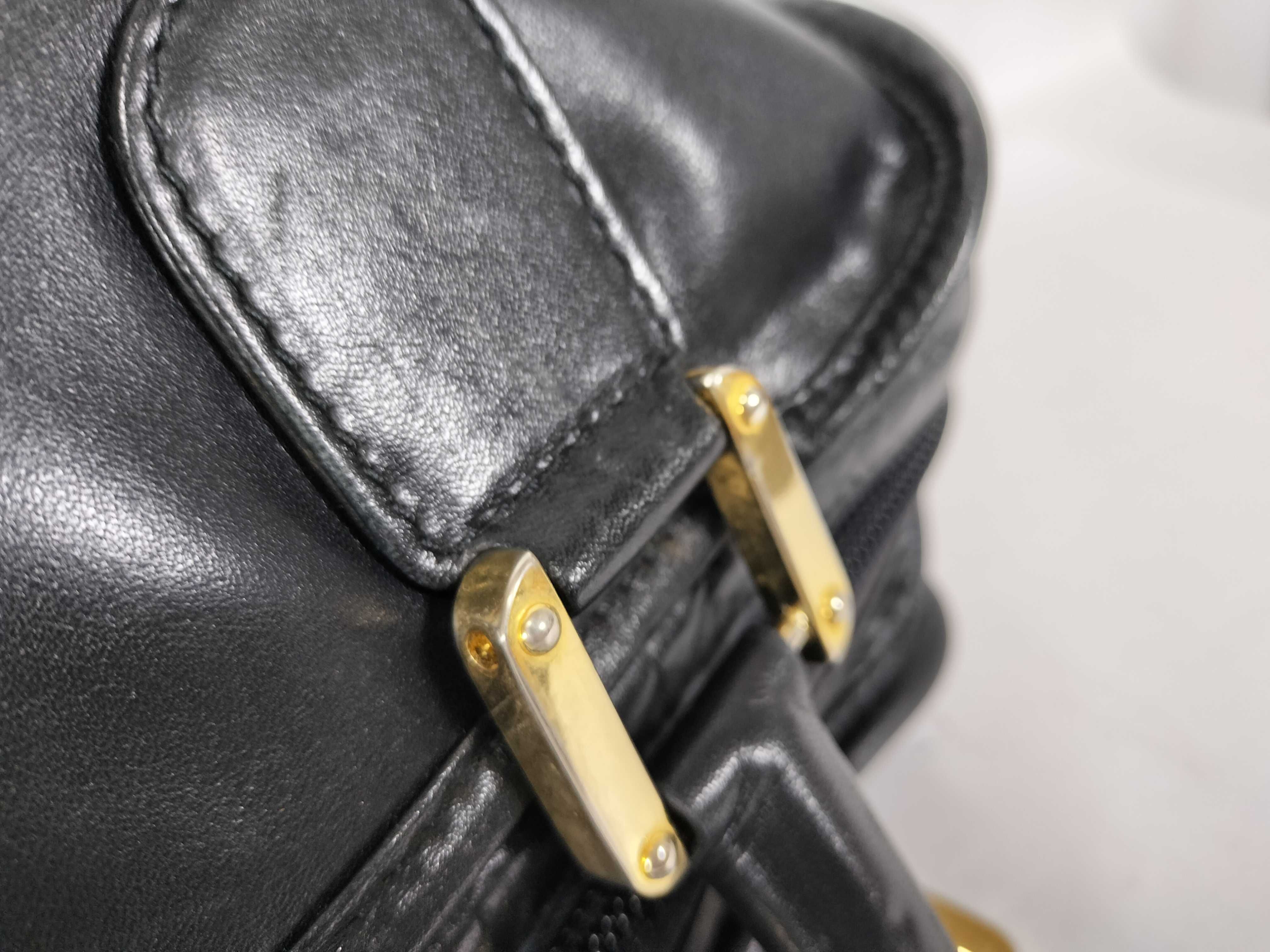 Amazona Leather Black Handbag — view 5