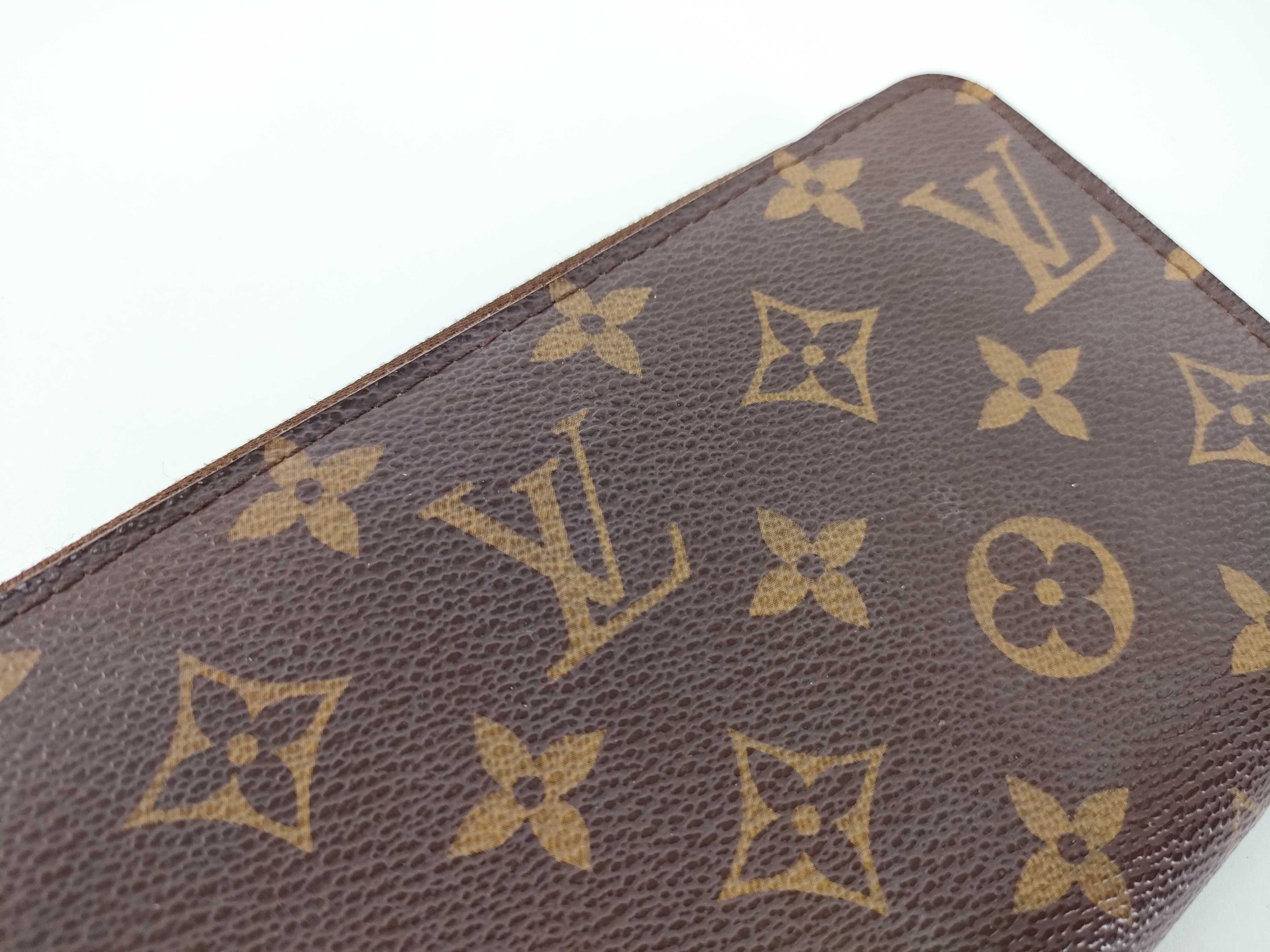Monogram Louis Vuitton Zippy Wallet — view 15