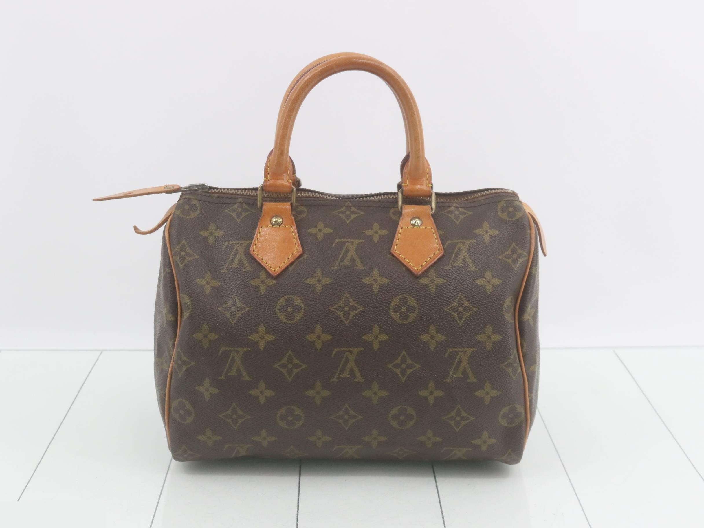 handbag — view 2