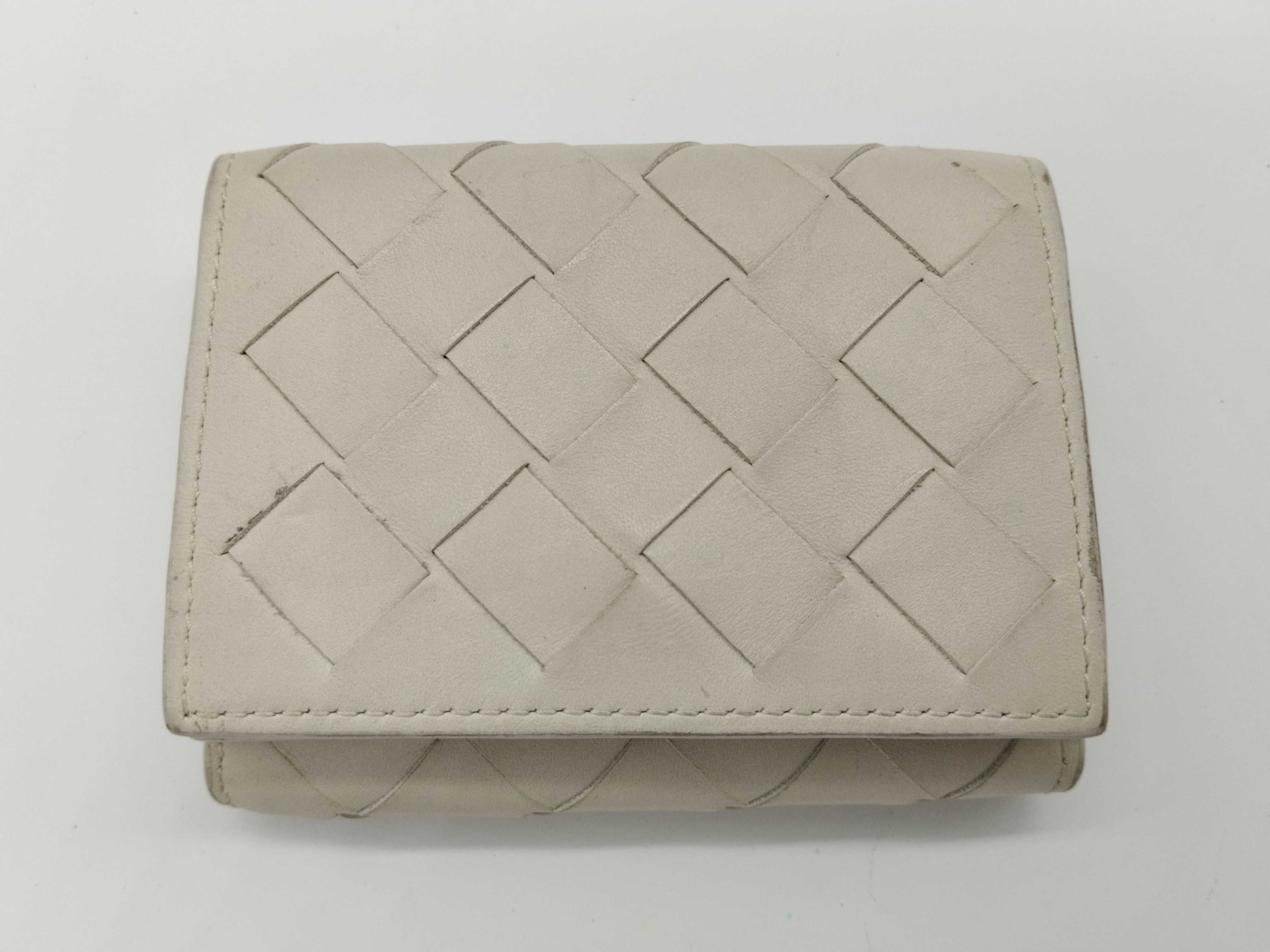 Maxi Intrecciato Compact Wallet Tri-fold Wallet