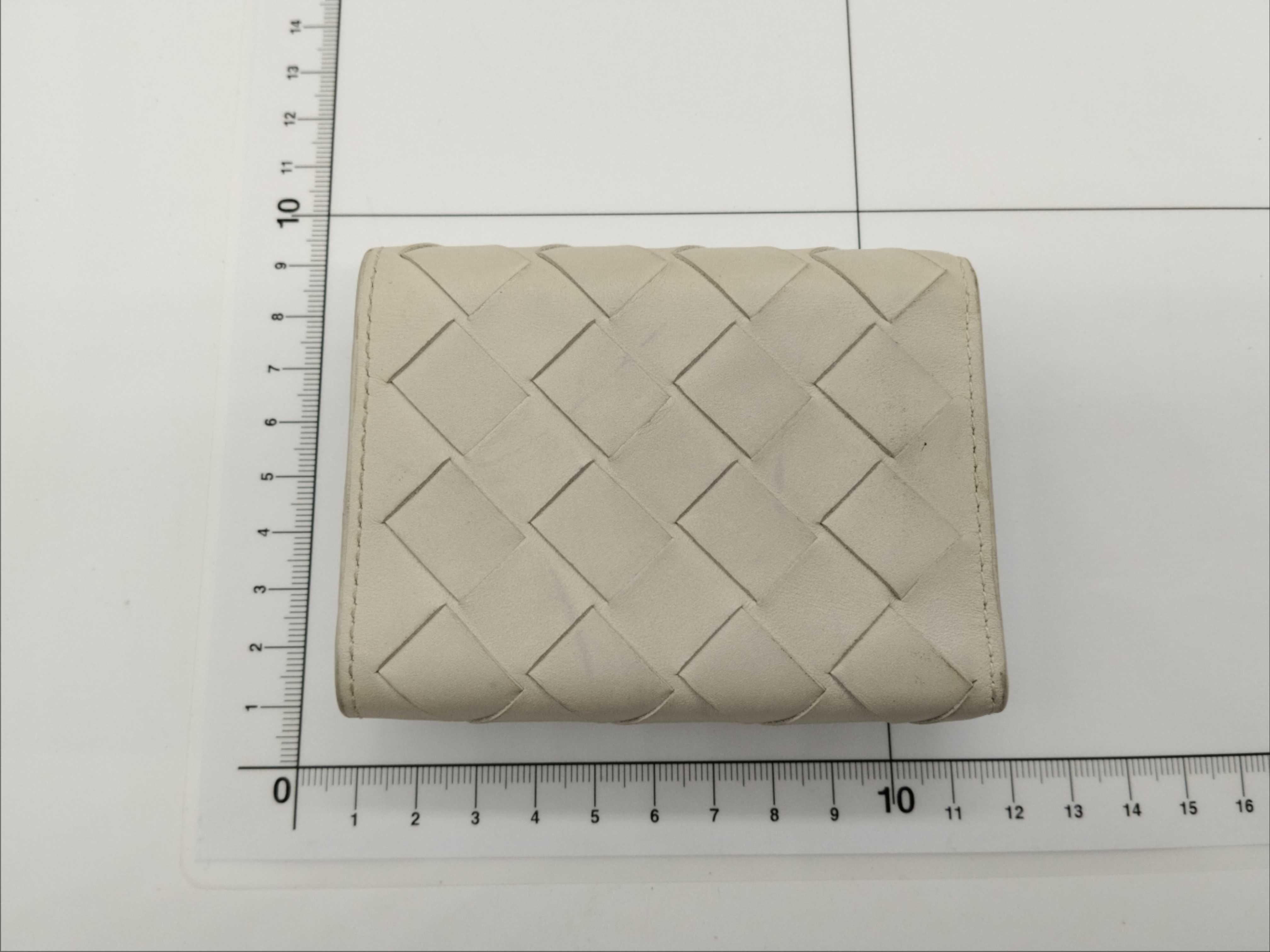 Maxi Intrecciato Compact Wallet Tri-fold Wallet — view 2