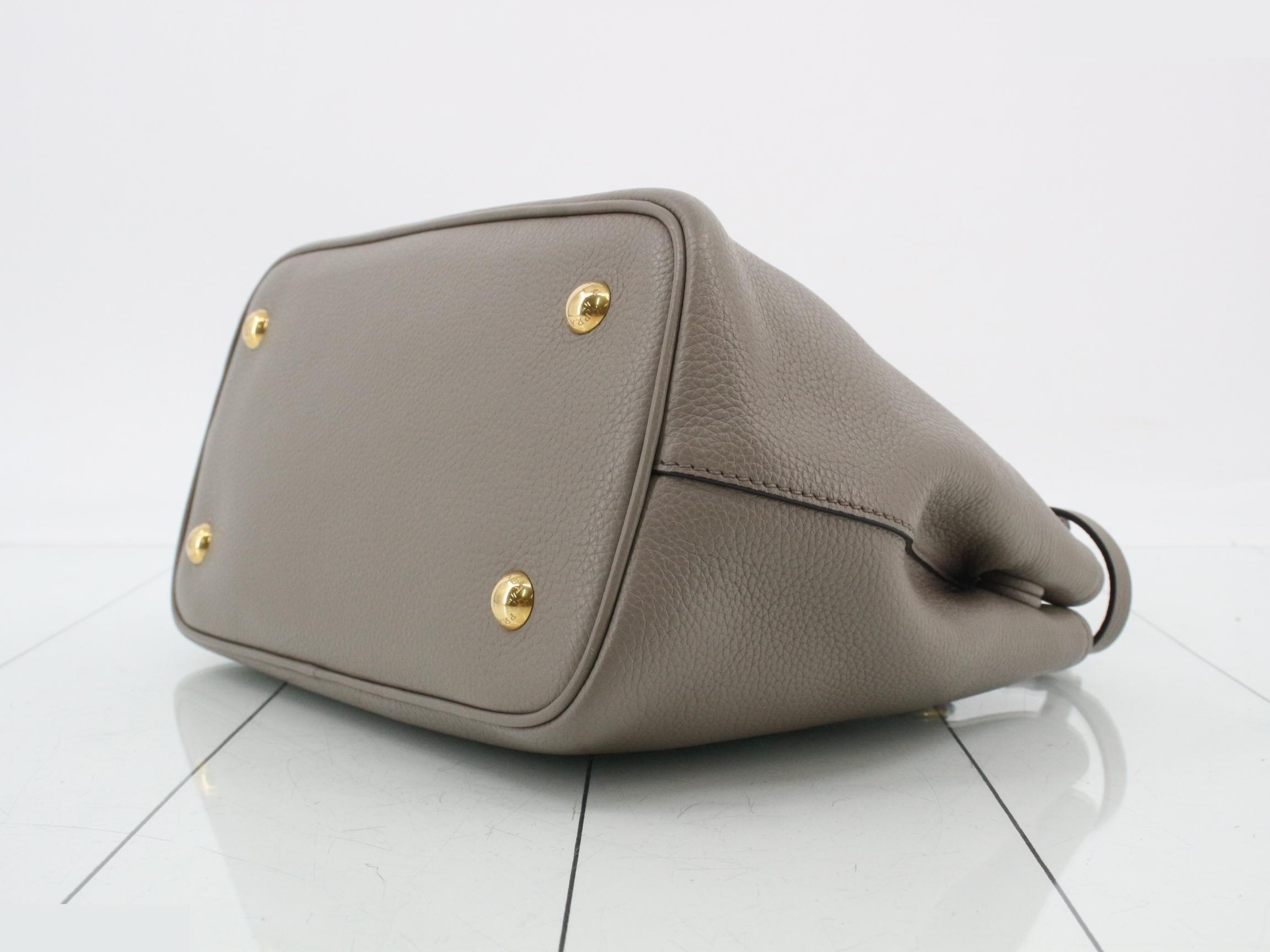 Other lines: 2-way bag with long strap, Vitello Phoenix — view 6