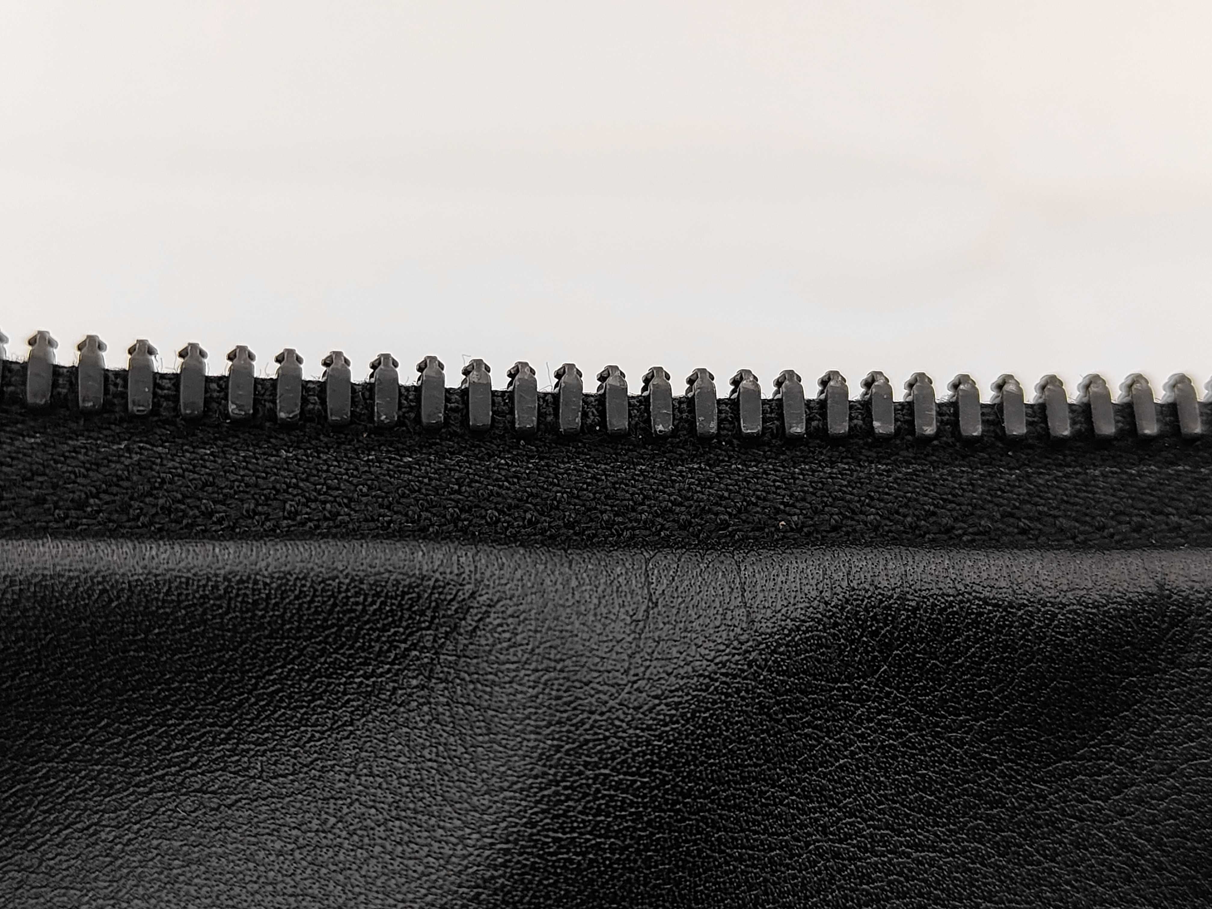 Intrecciato Waist Bag, Black Leather Bag — view 12