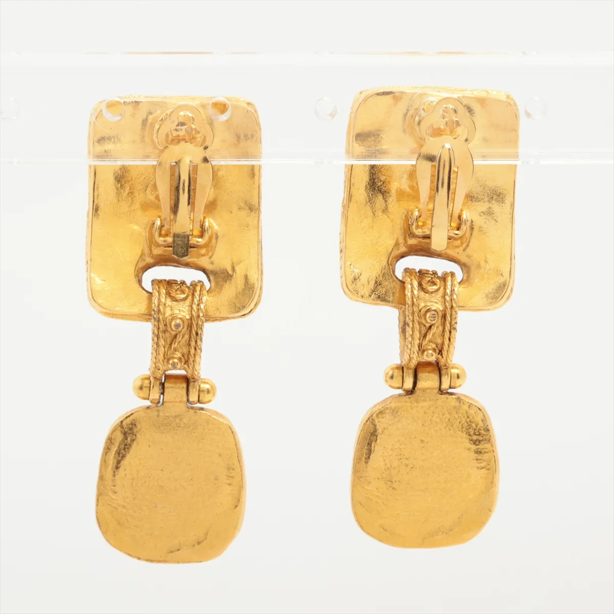 Cocomark Gripore 94A Earrings (for both ears) GP x Colored Stone Green x Red Bruises — view 2