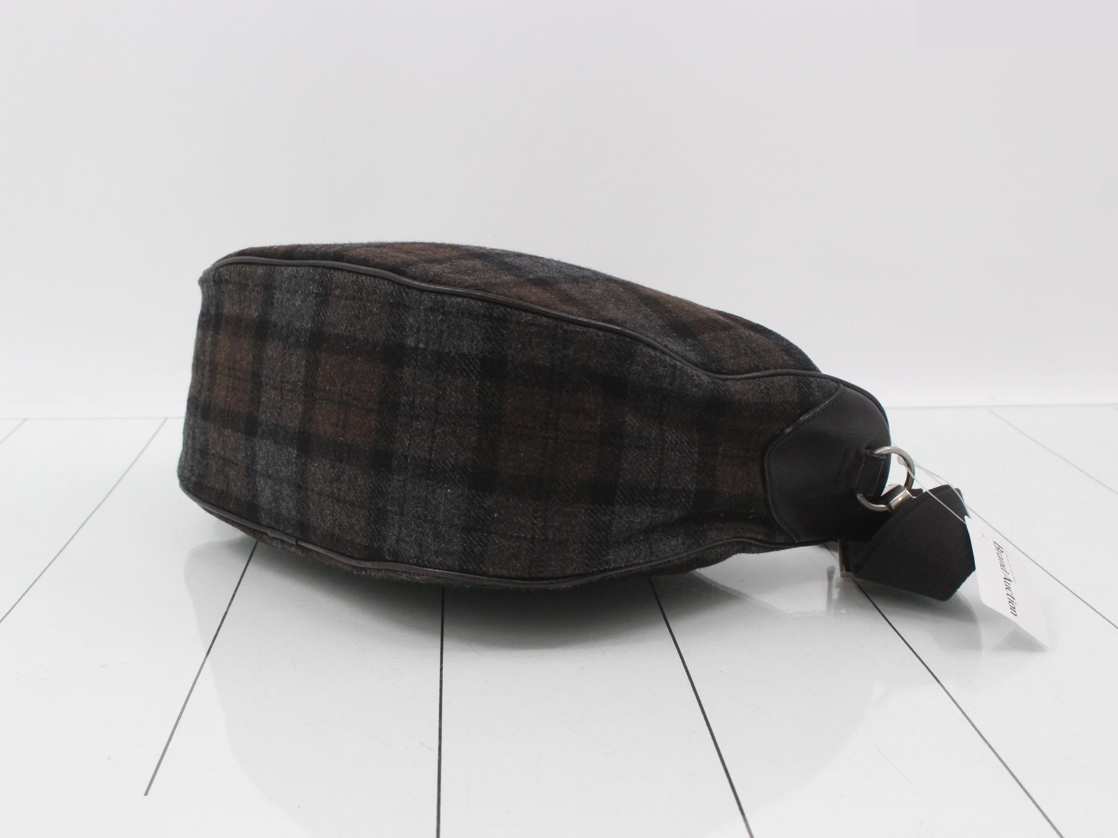 Black Label Shoulder Bag - Check — view 6