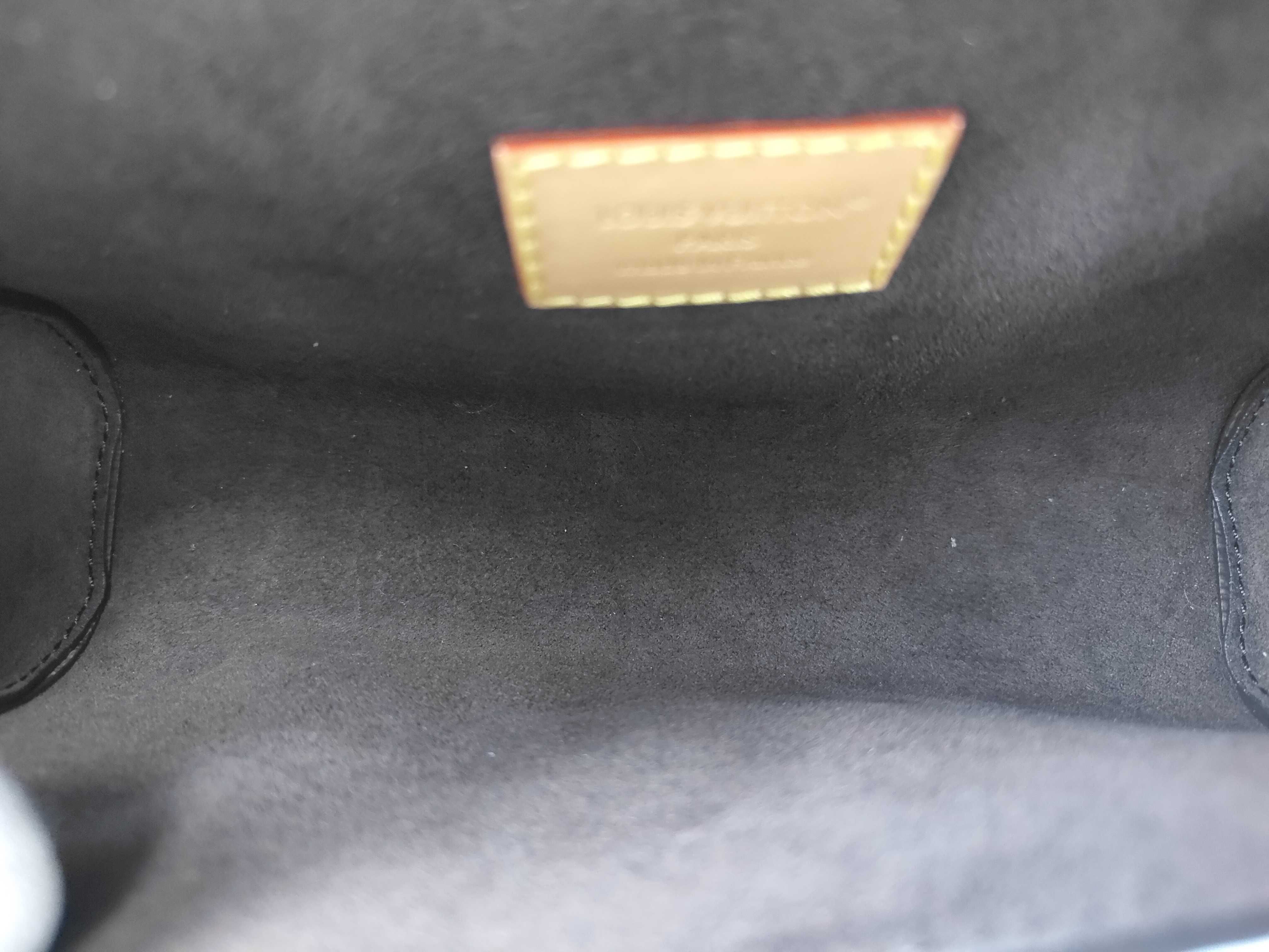 Monogram Louis Vuitton Pochette Camille M13566 RFID Shoulder Bag — view 10