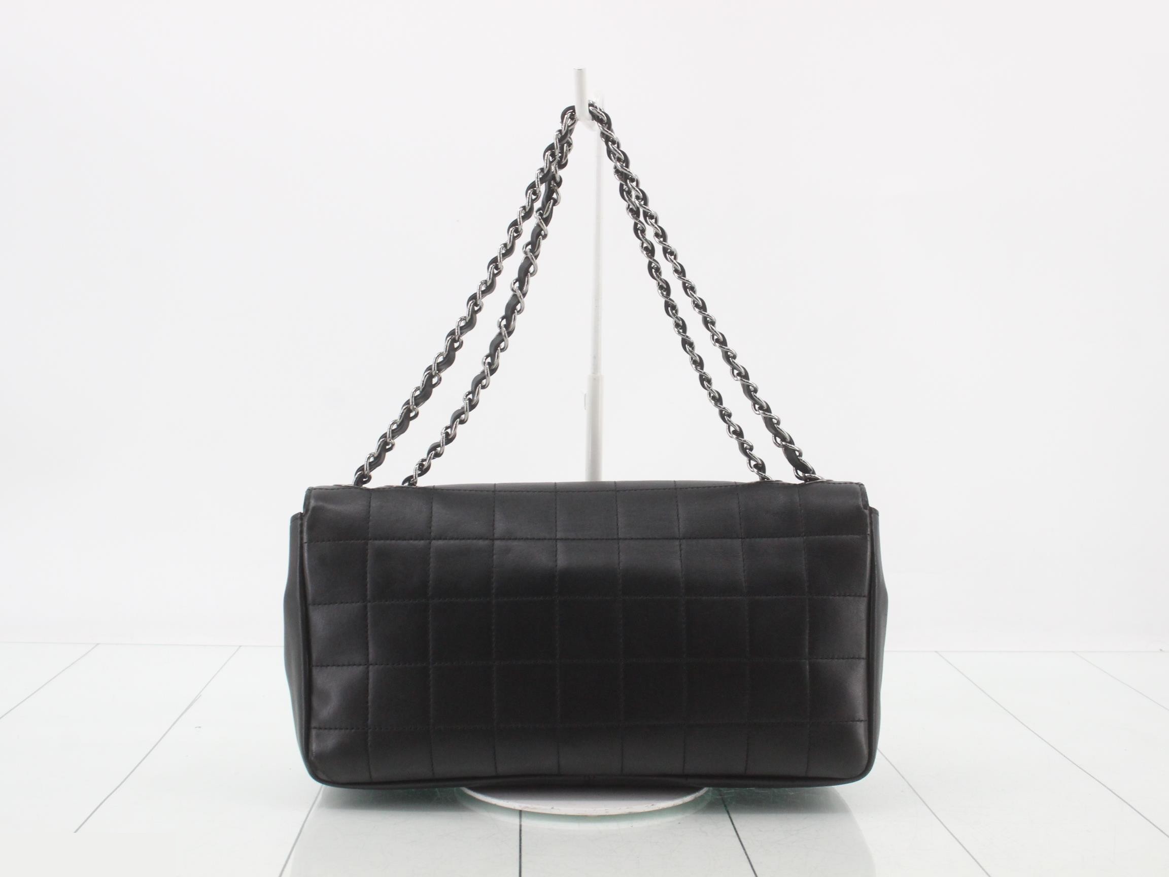 Chain shoulder bag, number 10s — view 2