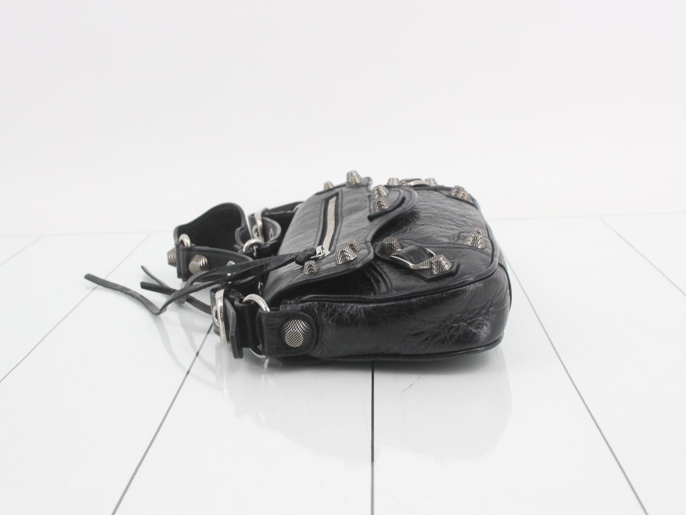 Leather one-shoulder bag — view 4