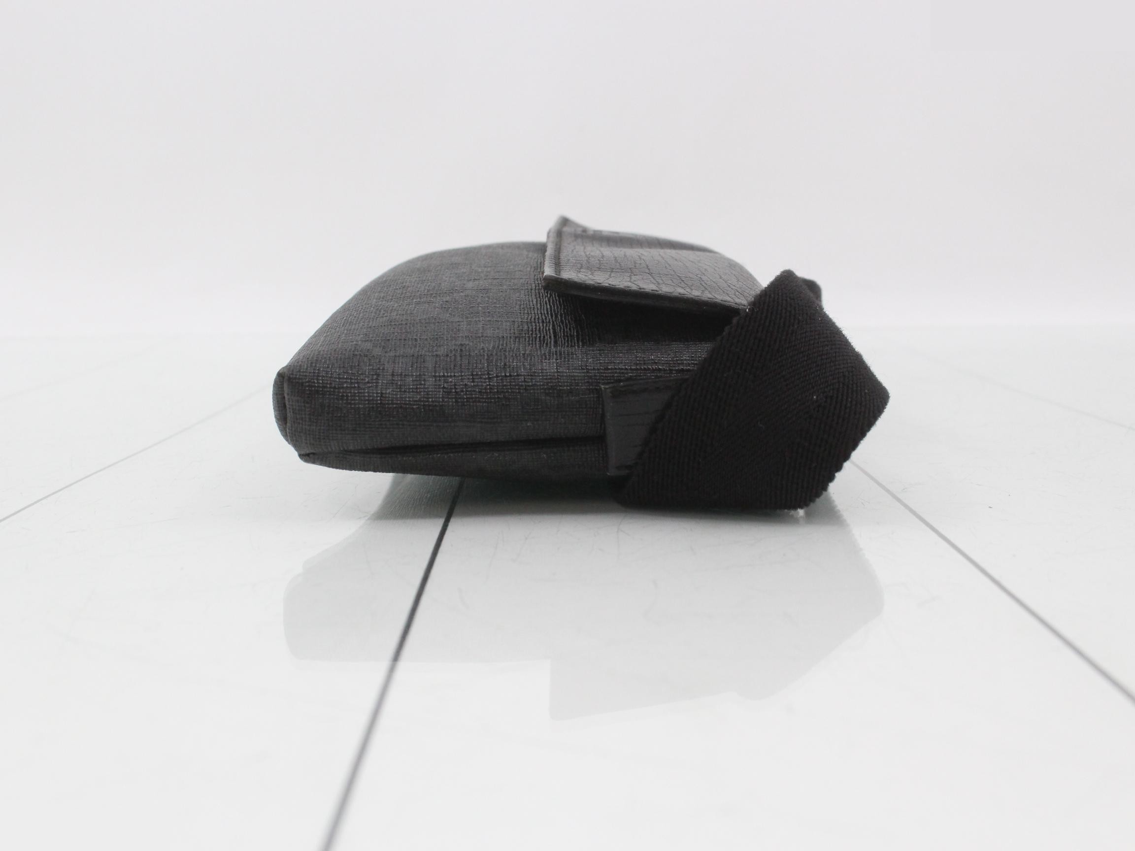 Body bag — view 3
