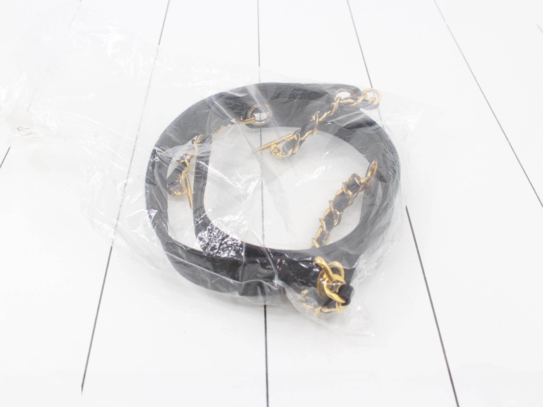 DecaCoco Chain Tote Bag, with sticker, item number 2. — view 7