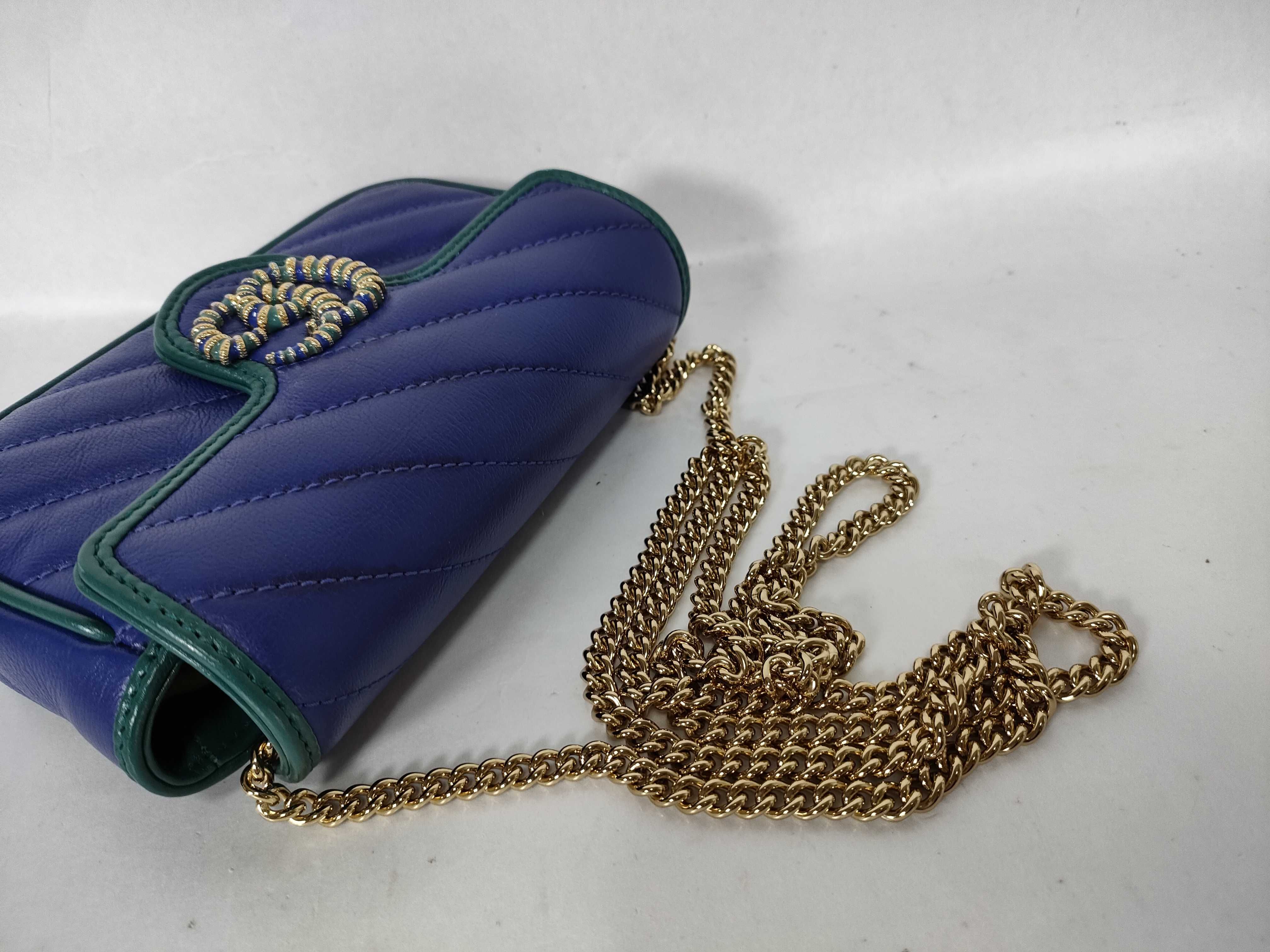 GG Marmont Chain Shoulder Bag — view 3