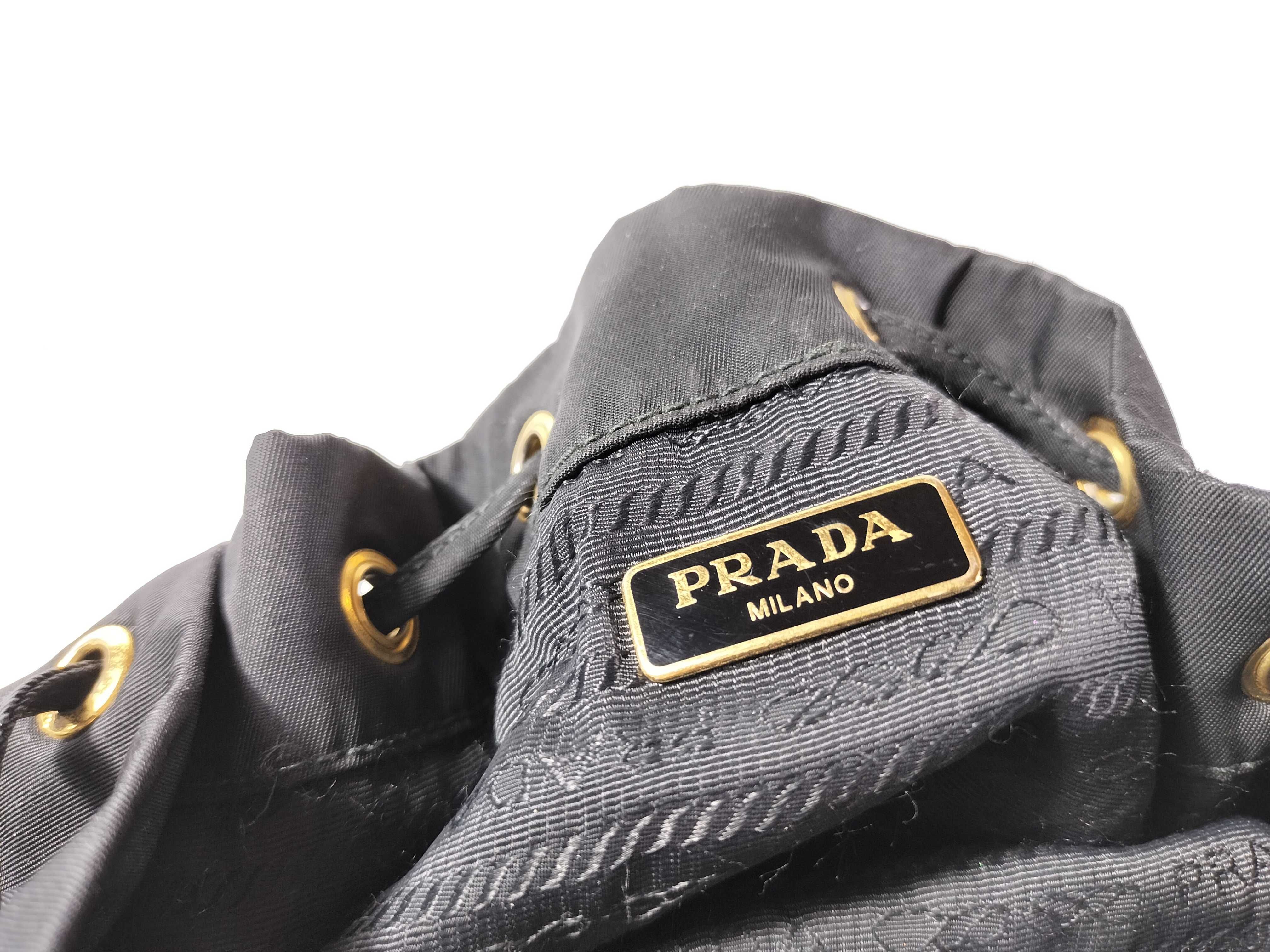 BAG NYLON BUCKET DRAWSTRING BLACK Shoulder Bag — view 10