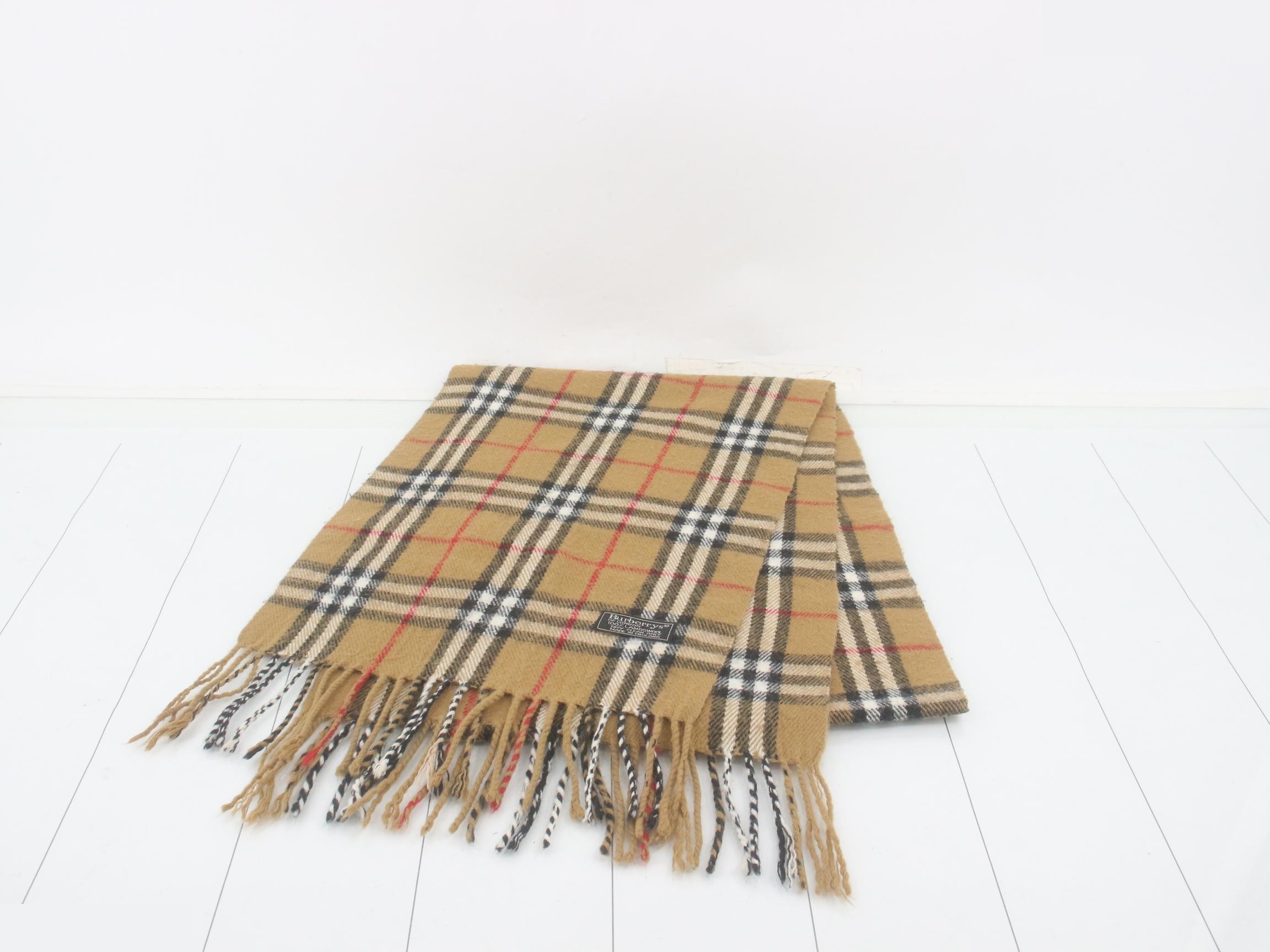 Other lines: Small items, accessories, and scarves — view 2