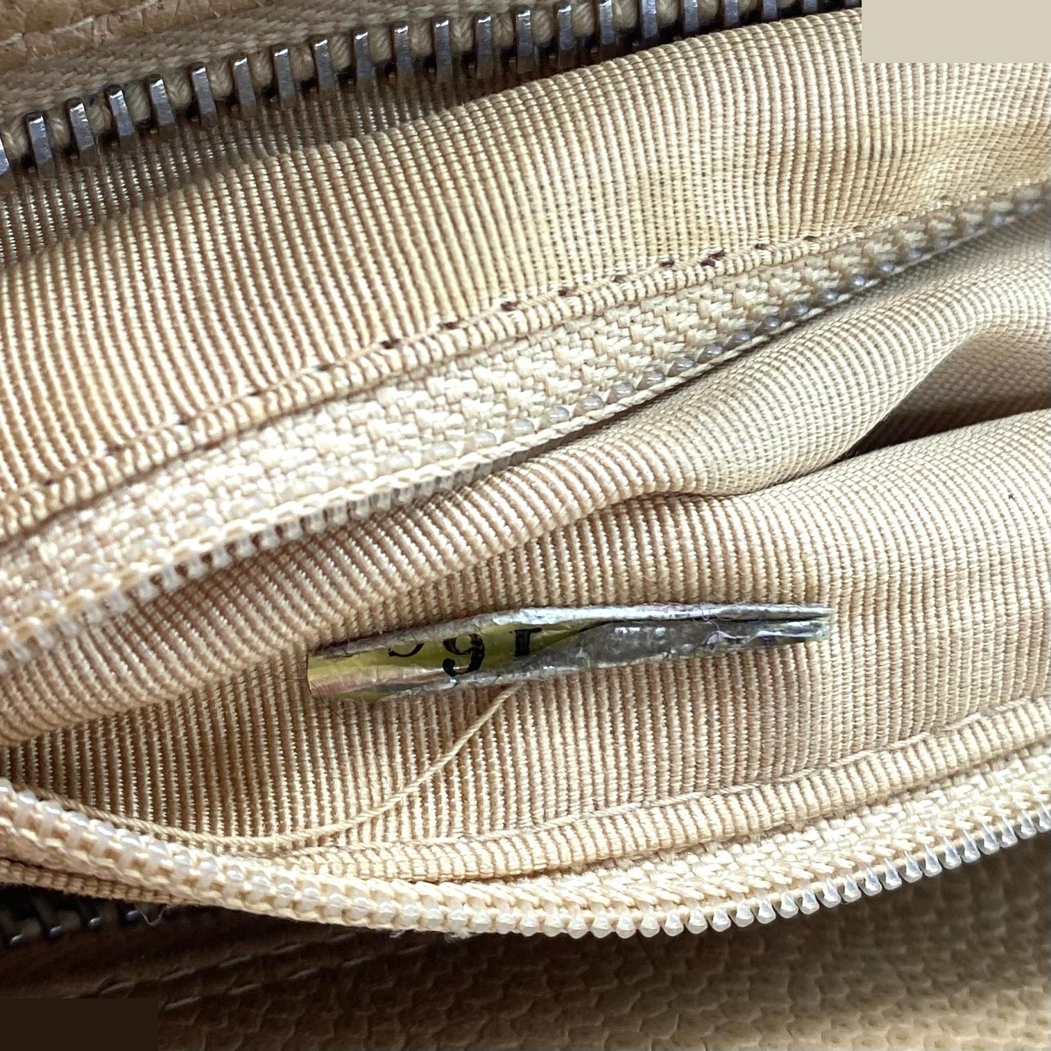 Matelassé Coco Mark Caviar Skin Handbag — view 9