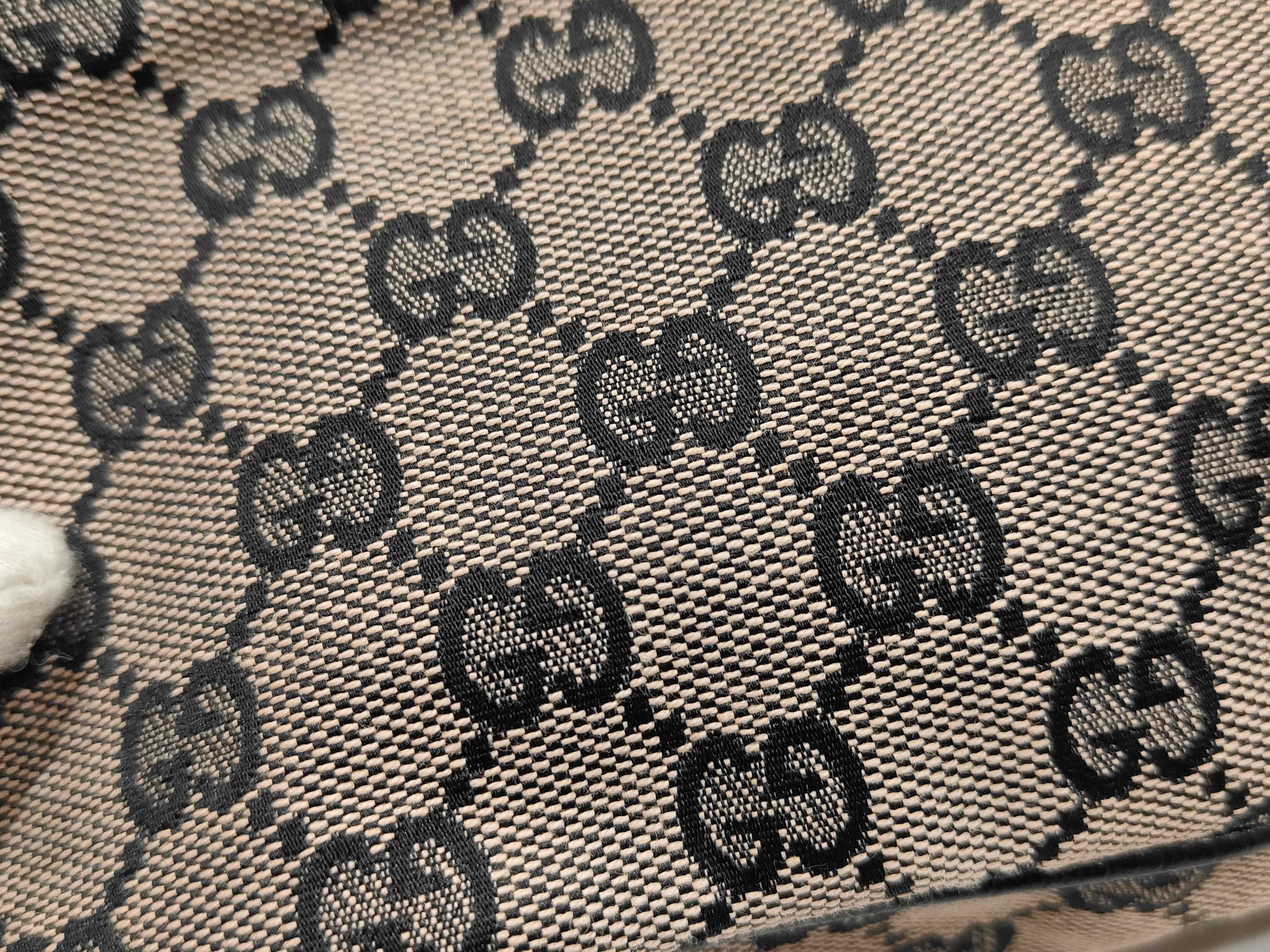 GG Canvas Shoulder Bag 07198 2123 — view 14