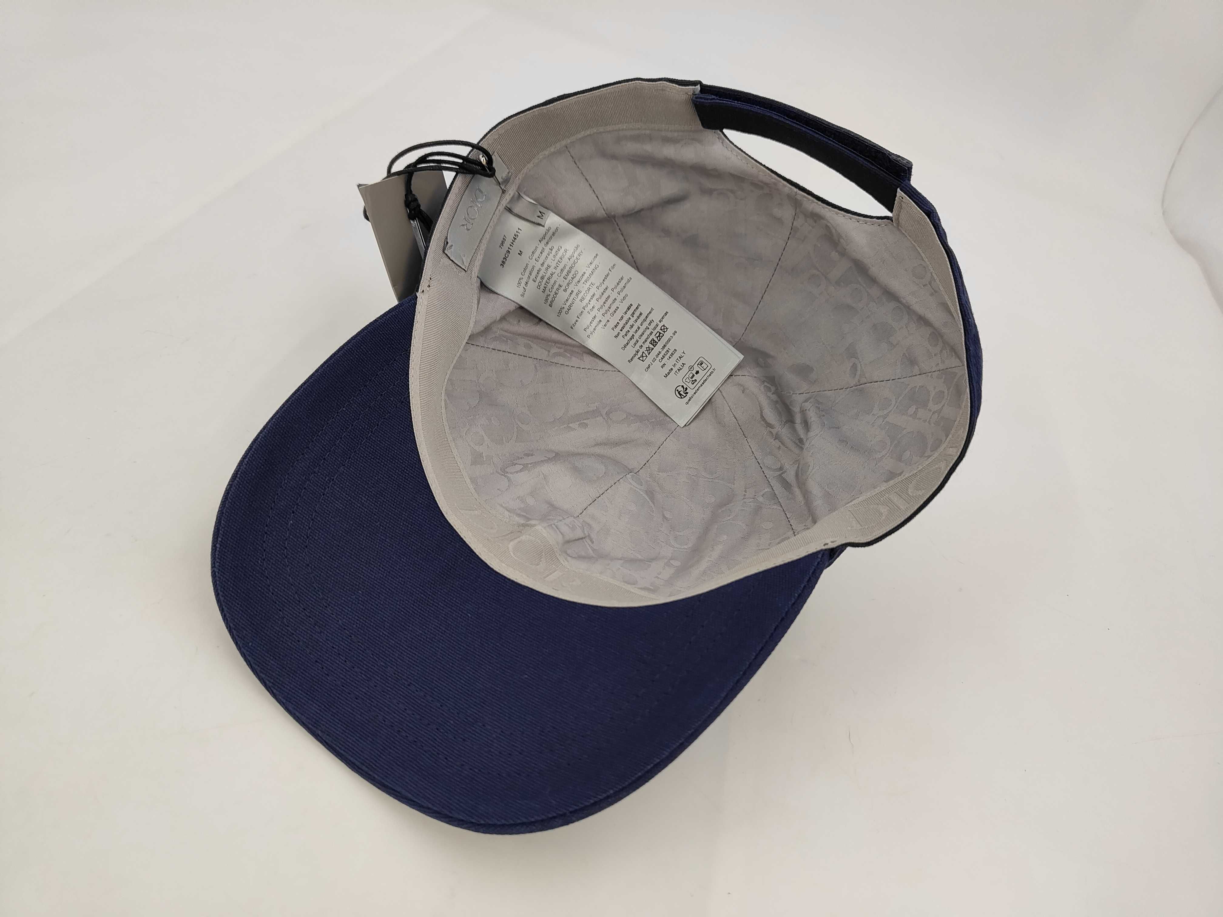 cap and other accessories — view 7