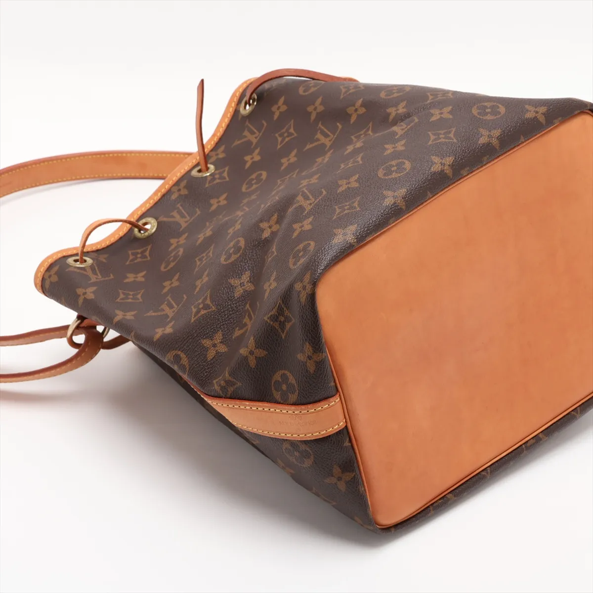 Monogram Petit Noé M42226 AR0915 Brown — view 4