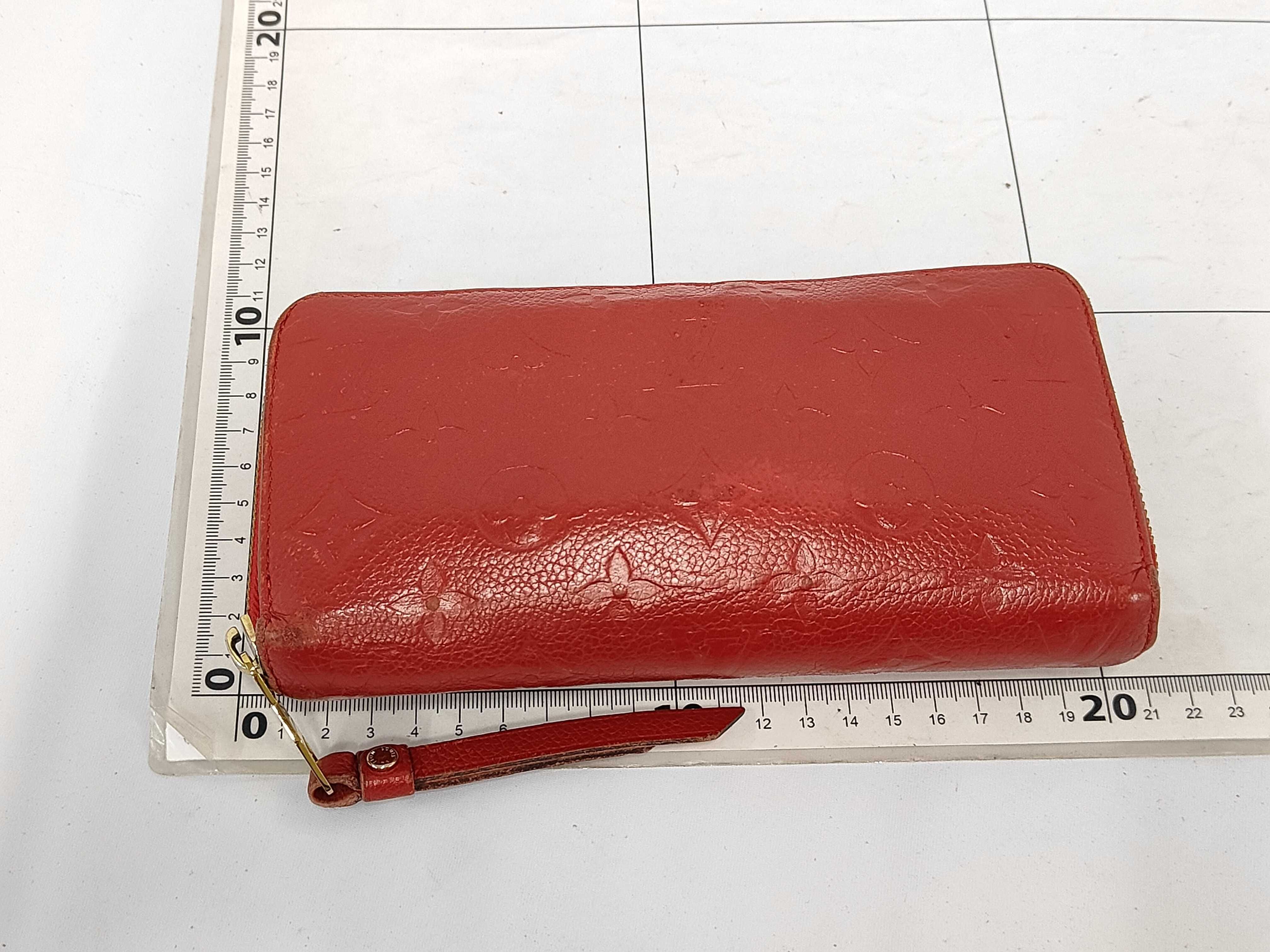 LV Empreinte Zippy Wallet M63691 Wallet — view 2