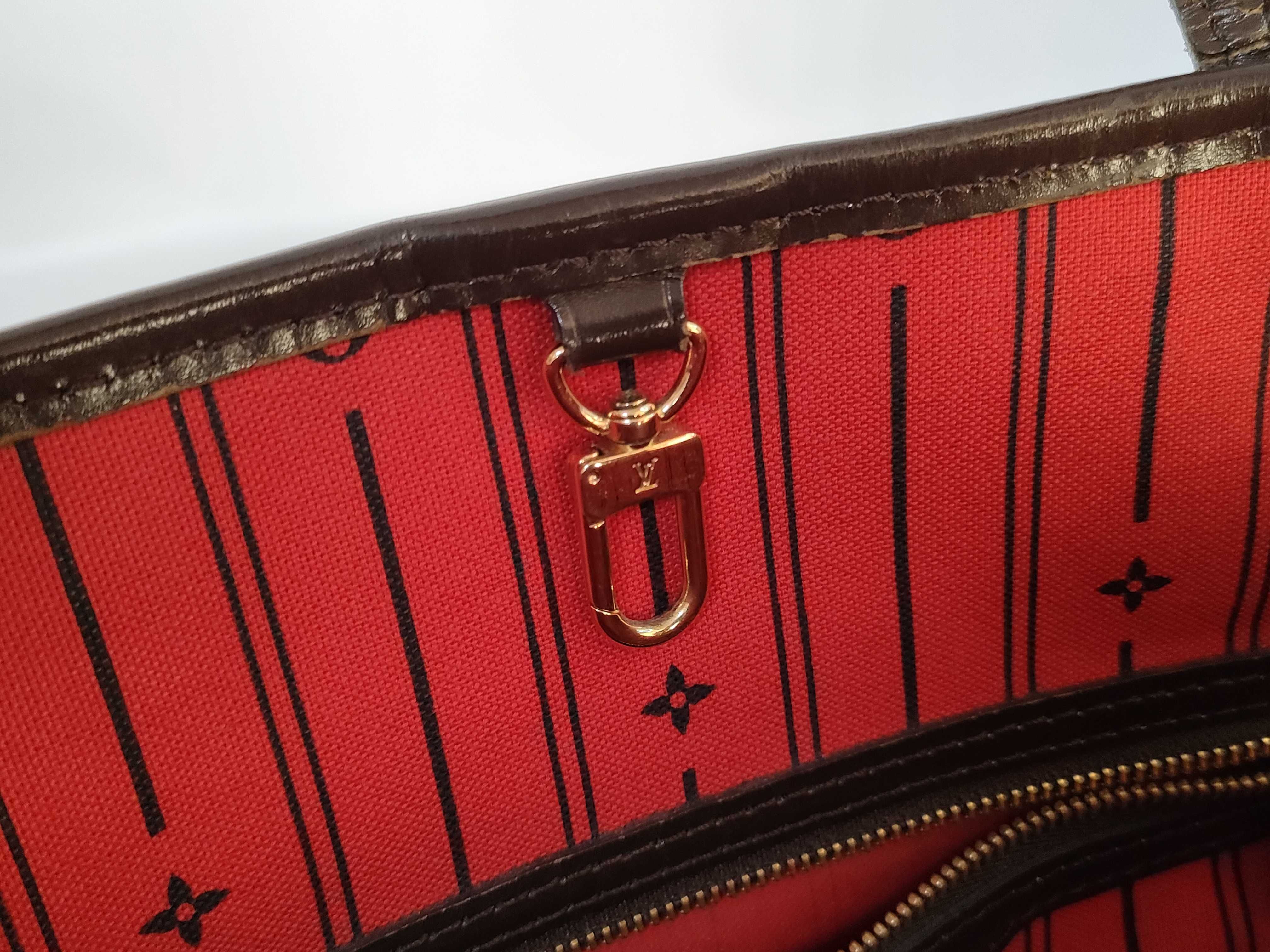 Damier LV Damier Neverfull Tote Bag — view 13