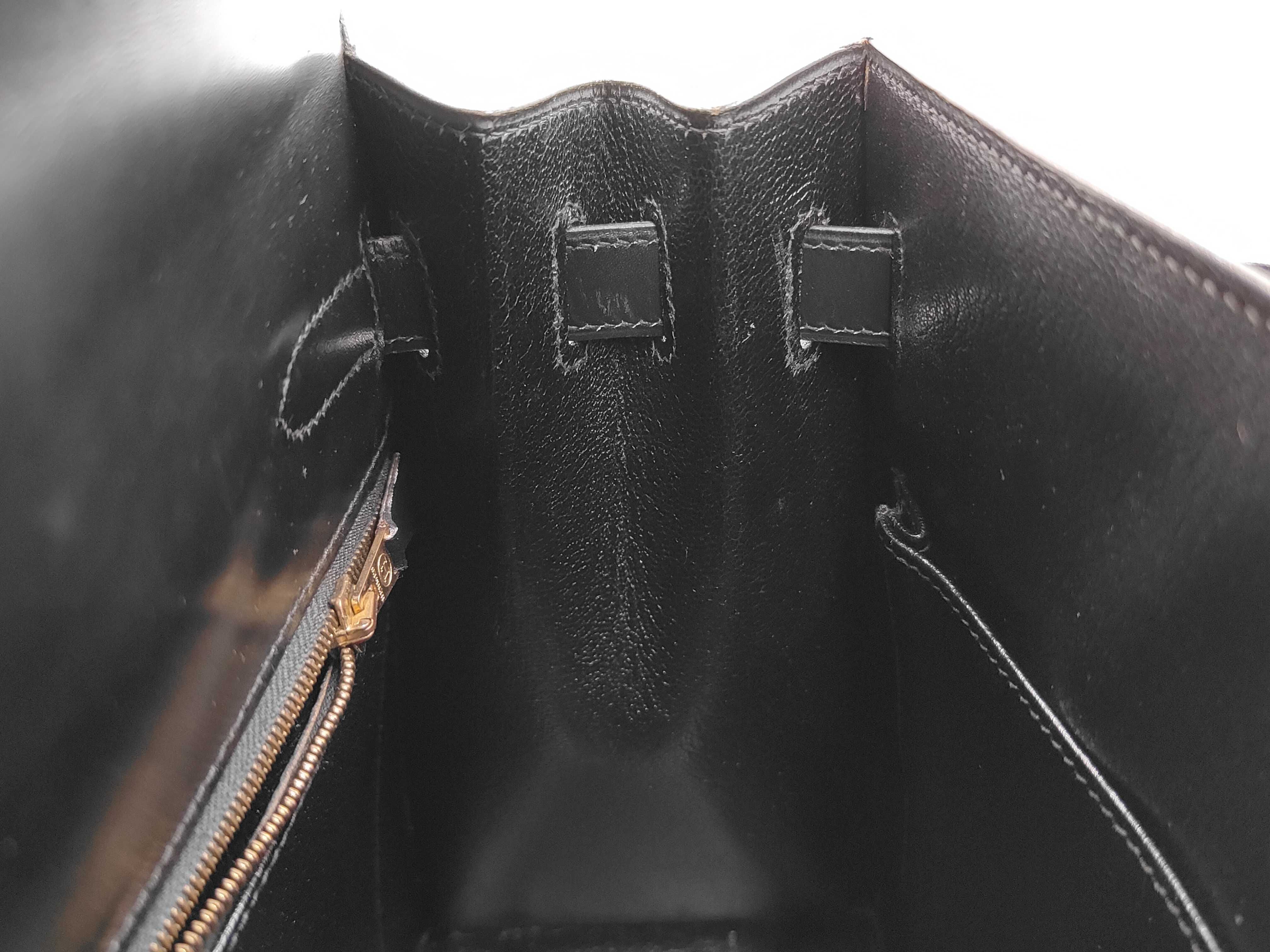Kelly 32 Black Box Calf Leather Gold Hardware External Stitching Y Stamp Handbag — view 11
